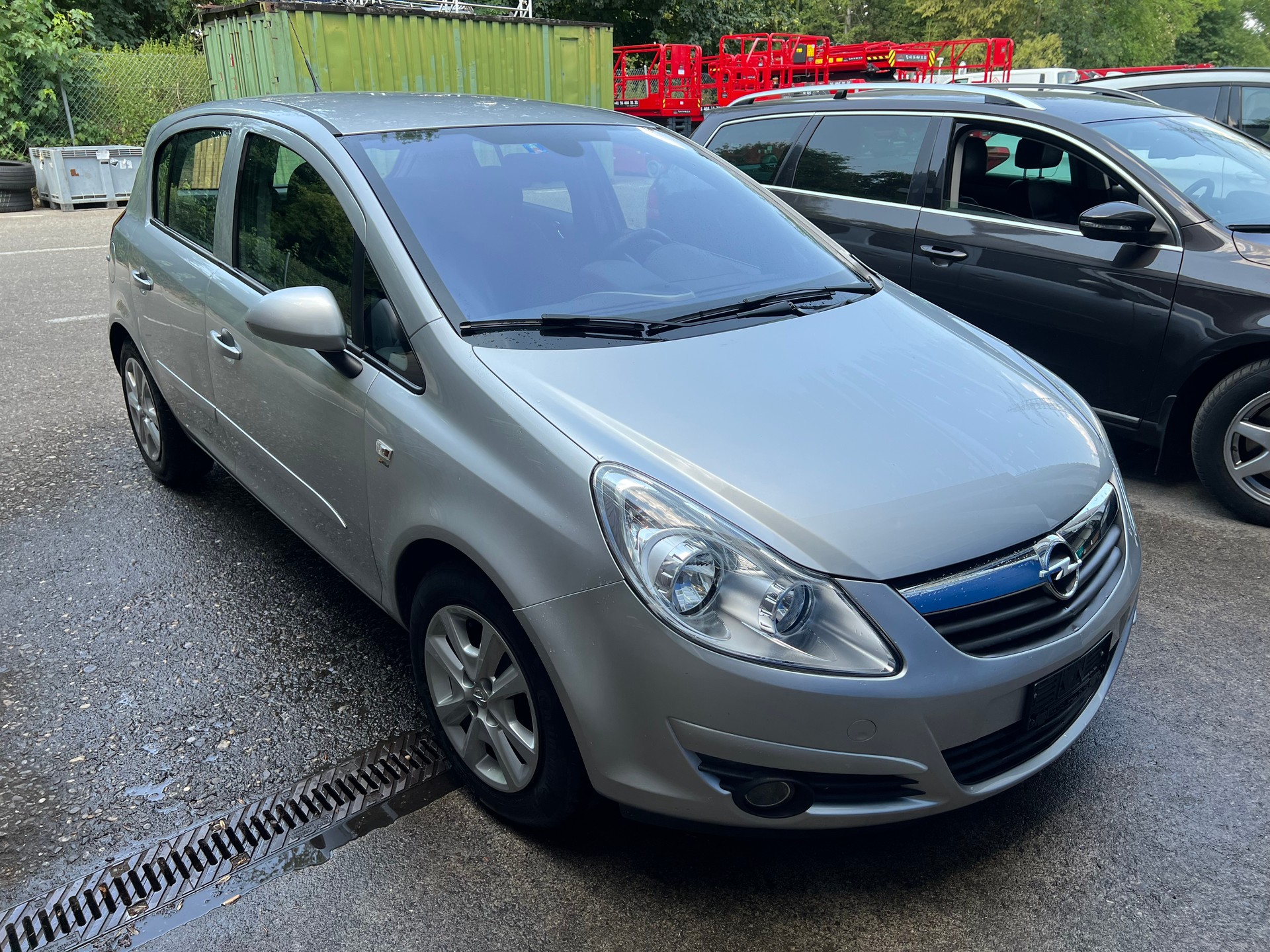 OPEL Corsa 1.4 TP Enjoy-image-1
