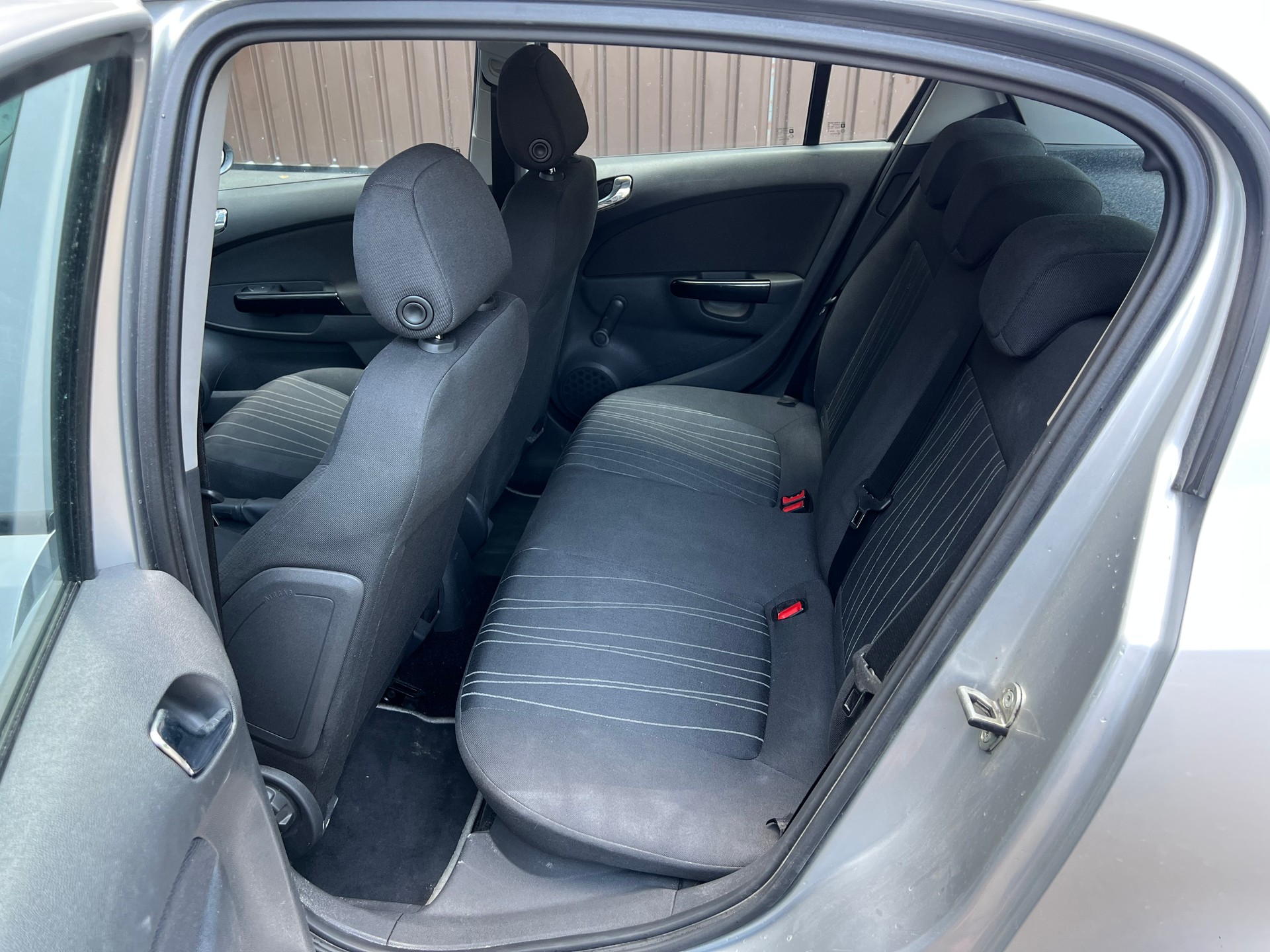 OPEL Corsa 1.4 TP Enjoy-image-2
