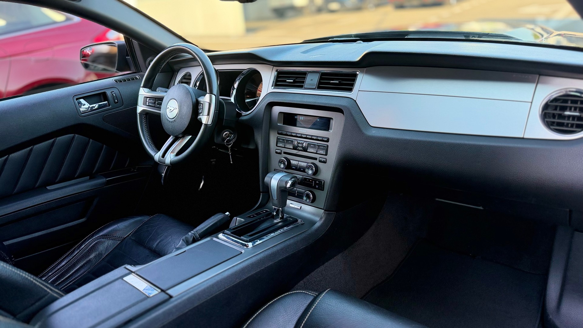 FORD MUSTANG-image-6