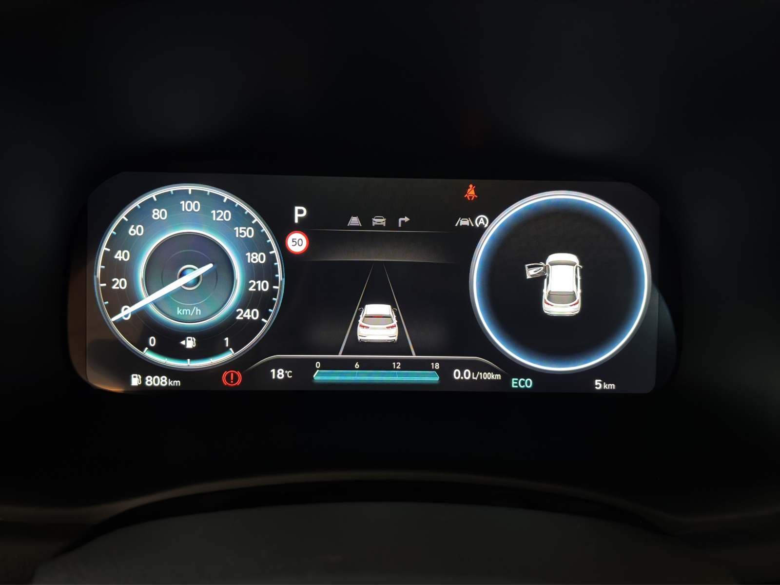 HYUNDAI i30 1.5 T-GDi N Line LUX 48V MH DCT-image-13