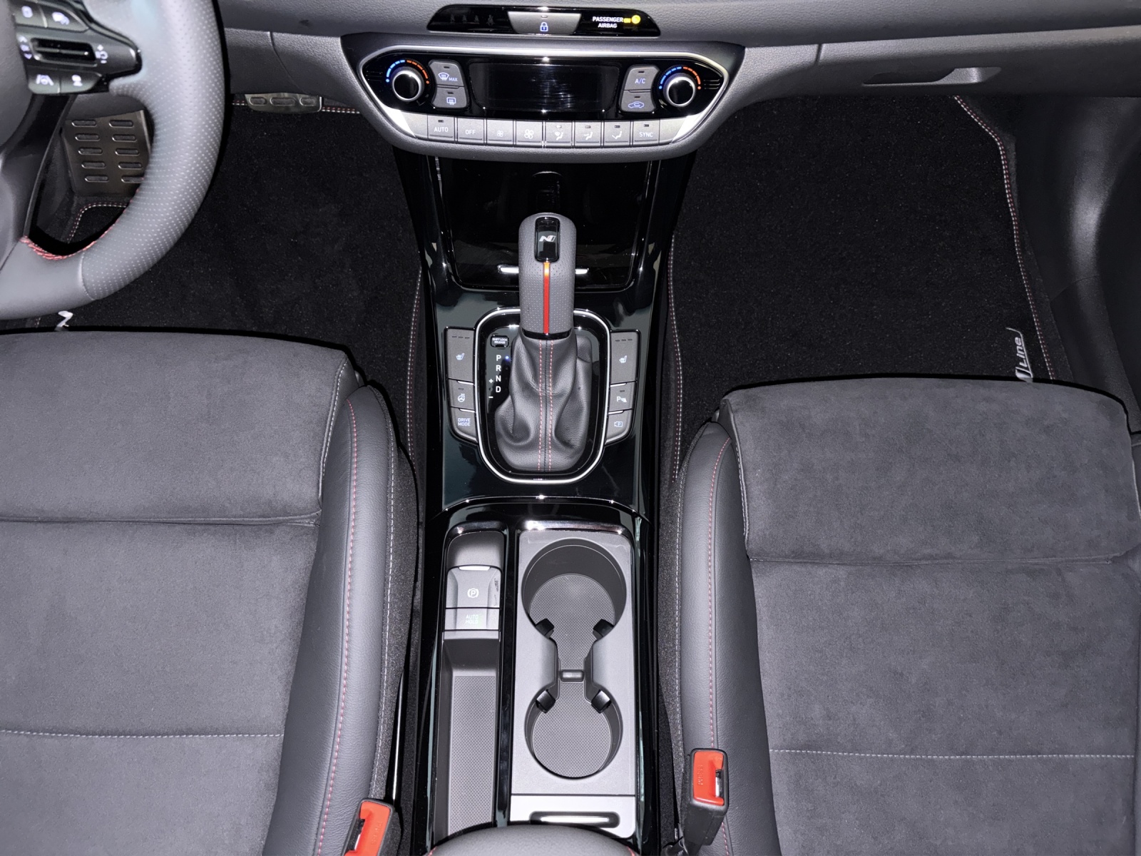 HYUNDAI i30 1.5 T-GDi N Line LUX 48V MH DCT-image-15