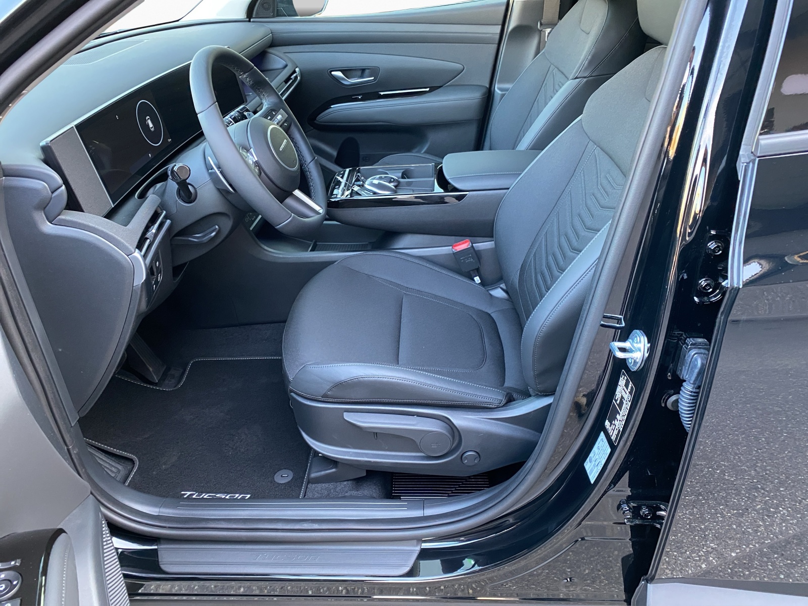 HYUNDAI Tucson 1.6 T-GDi HEV Amplia 4WD-image-9