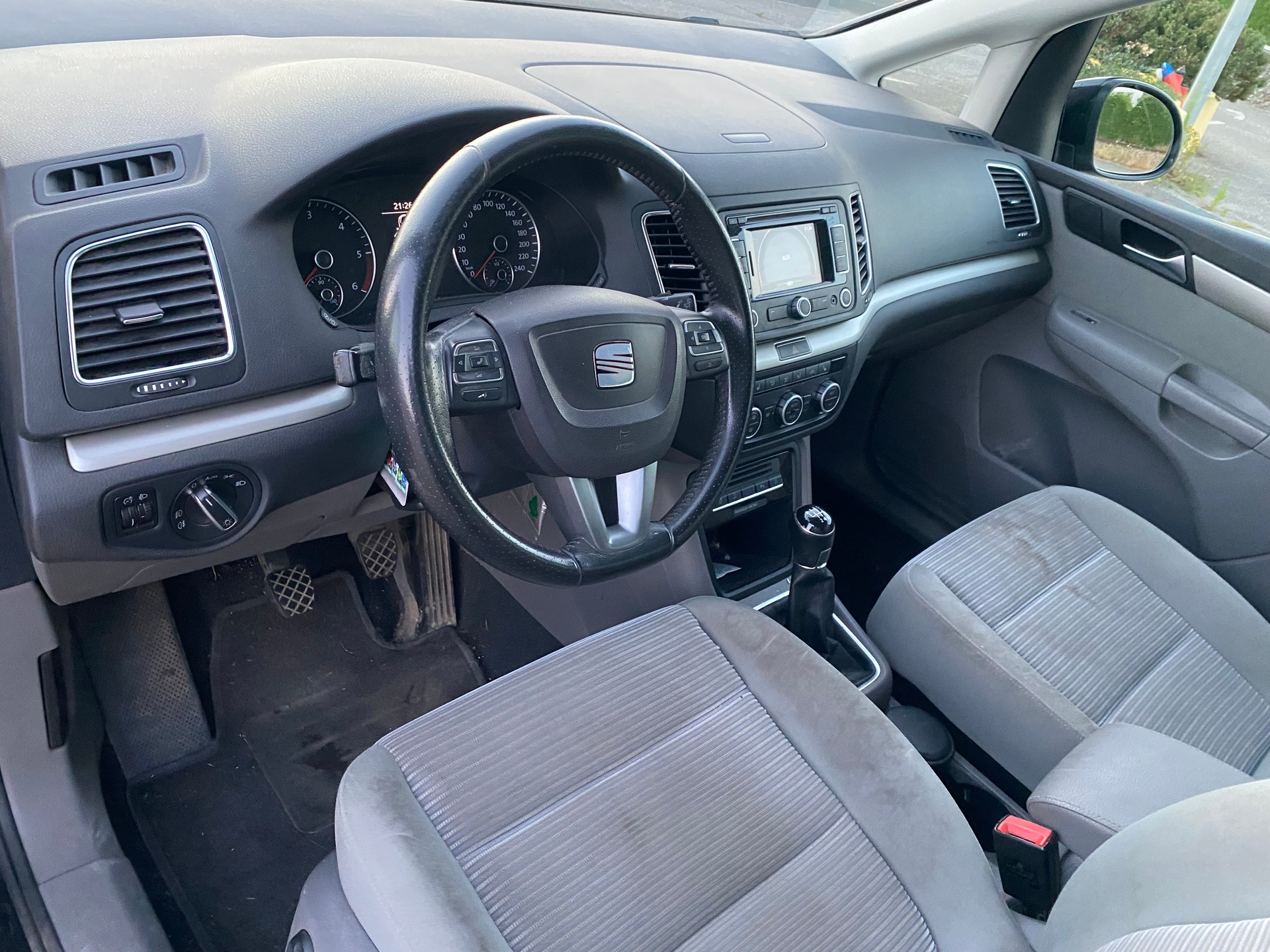 SEAT Alhambra 2.0 TDI E_Ecomotive Style-image-4