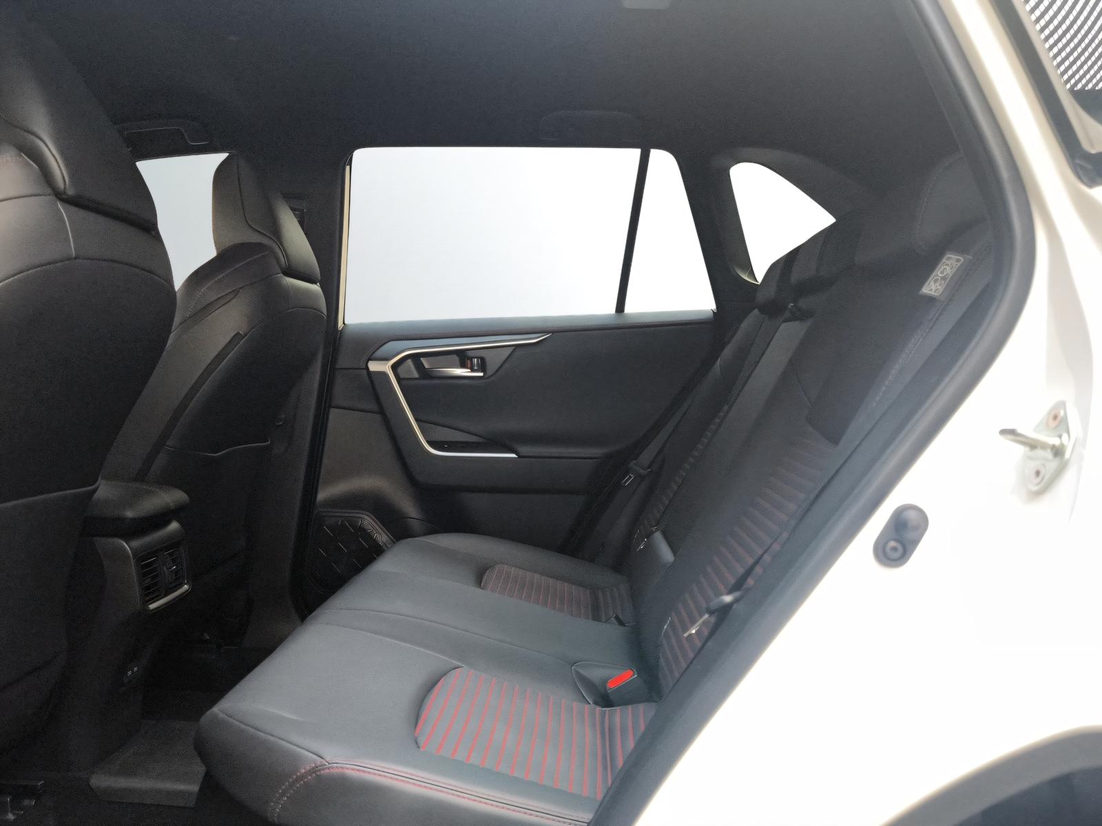 TOYOTA RAV4 2.5 Plug-In-Hybrid Premium-image-9