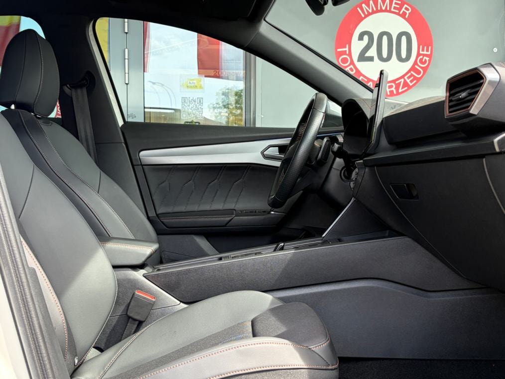 CUPRA Formentor 1.4 e-HYBRID PHEV-image-8