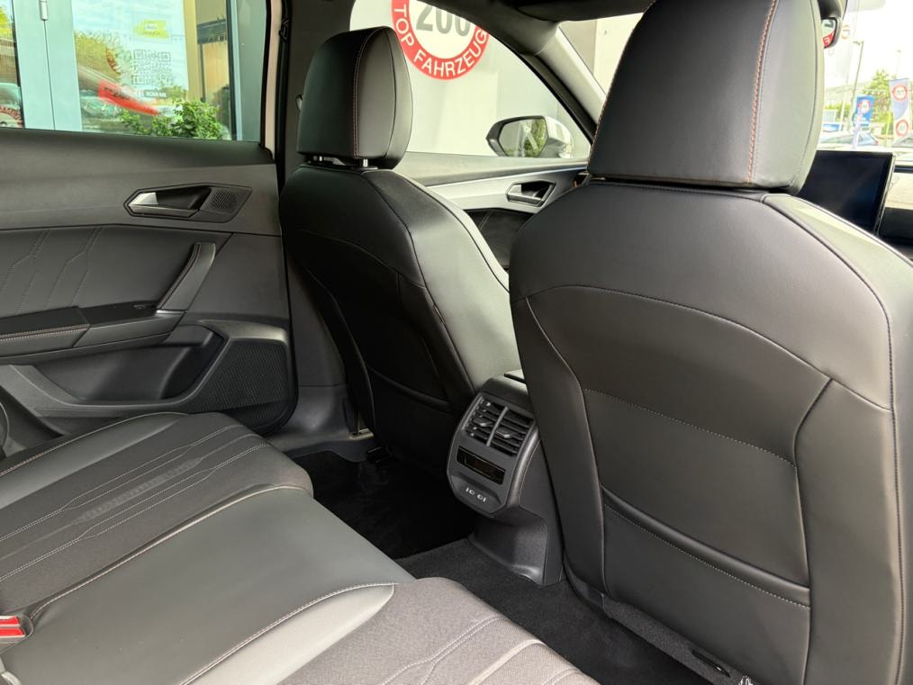 CUPRA Formentor 1.4 e-HYBRID PHEV-image-9