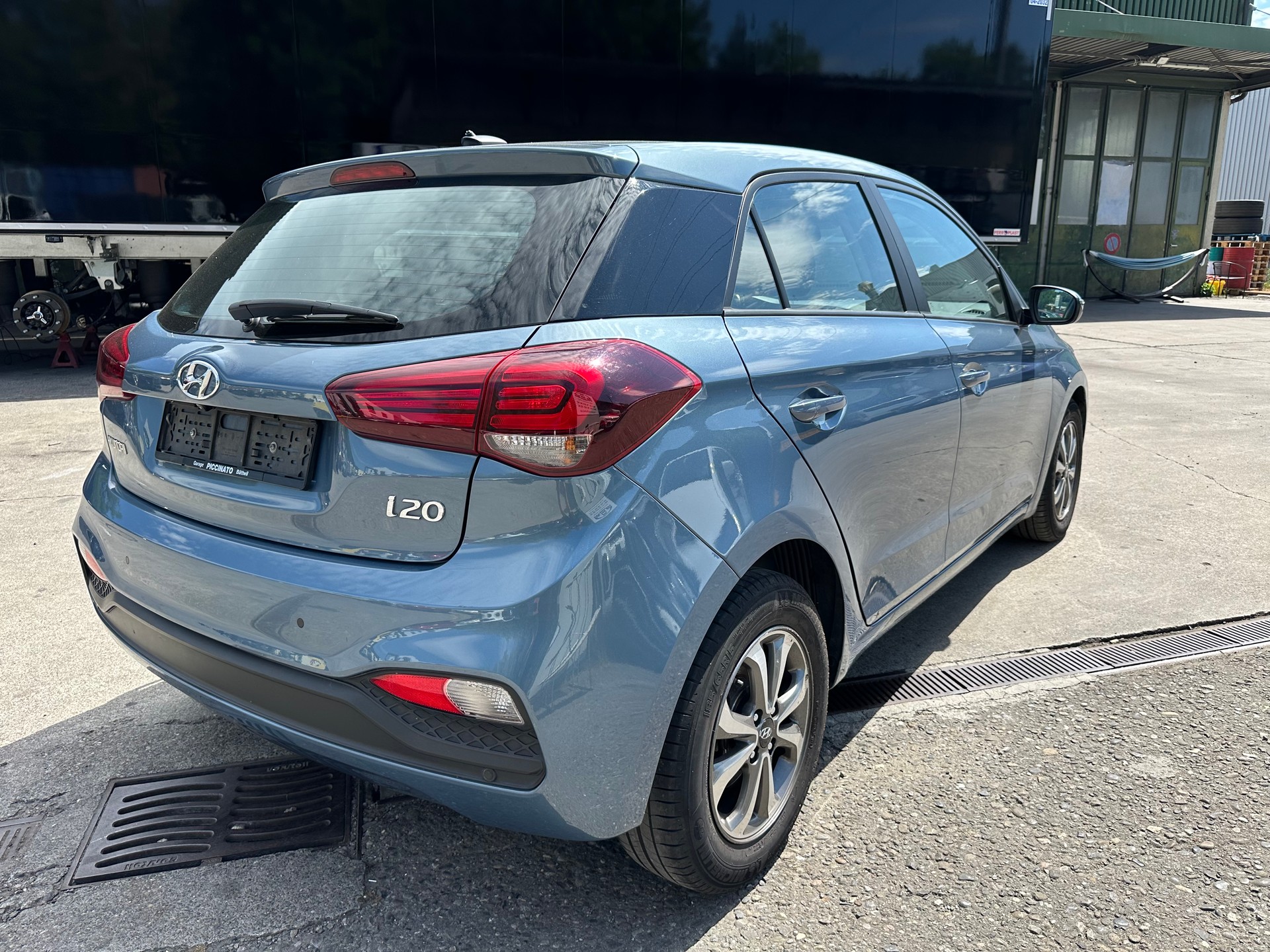 HYUNDAI i20 1.0 T-GDi Amplia DCT-image-5