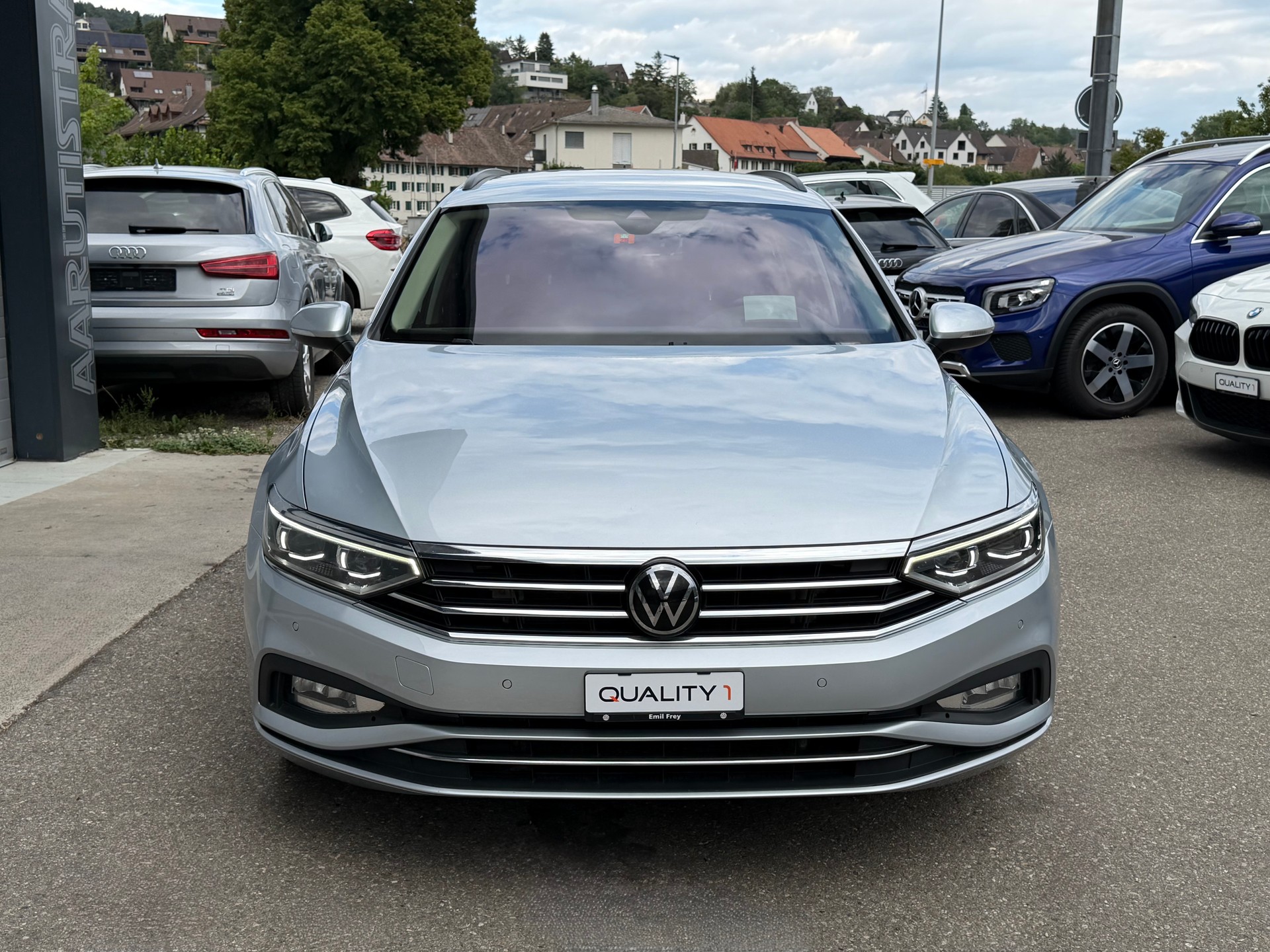 VW Passat 2.0 TDI BMT Business 4Motion DSG-image-1