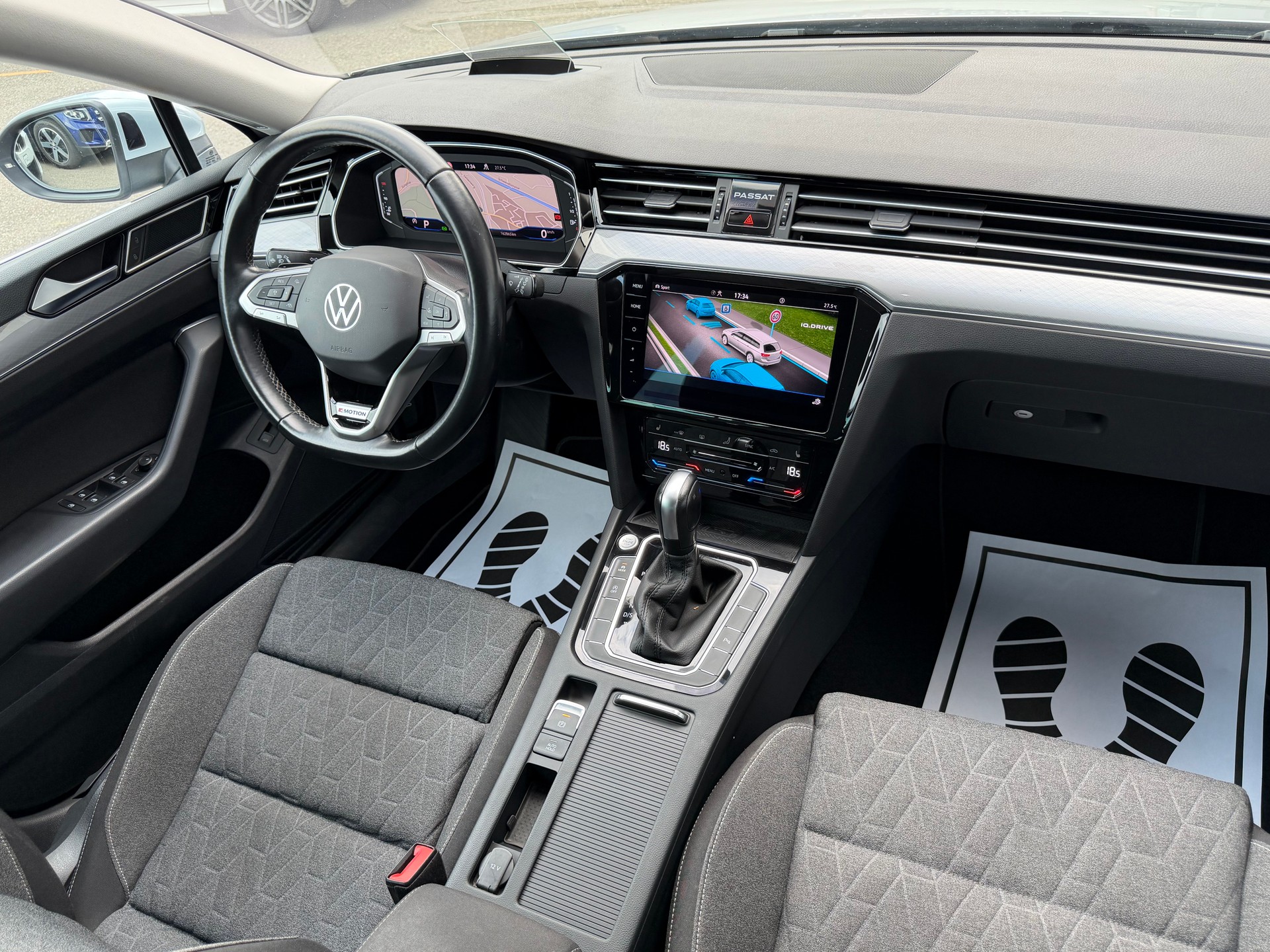 VW Passat 2.0 TDI BMT Business 4Motion DSG-image-11