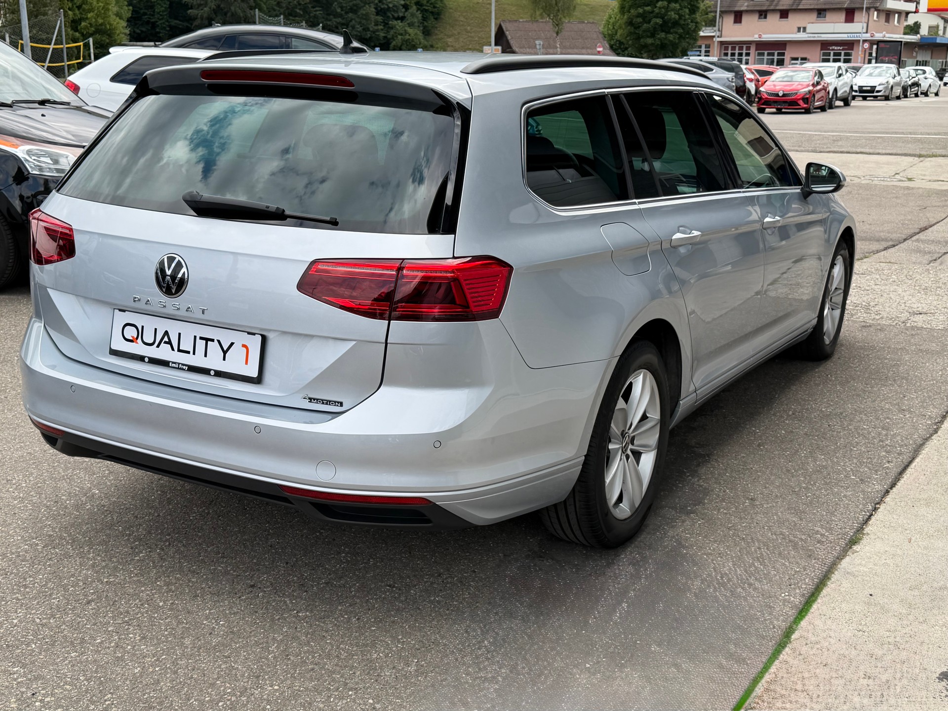 VW Passat 2.0 TDI BMT Business 4Motion DSG-image-5
