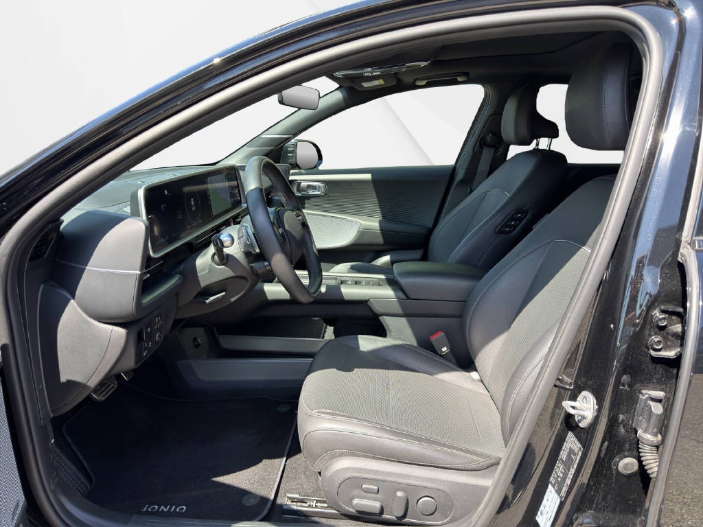 HYUNDAI Ioniq 6 77kWh Launch Edition 4WD-image-4