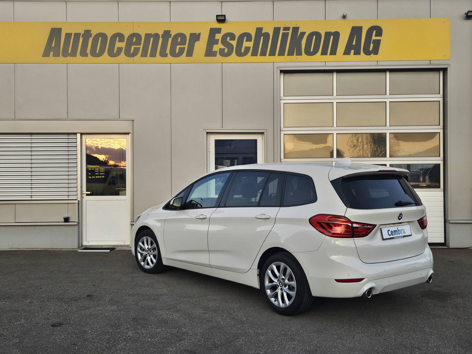 BMW 220xd Gran Tourer * Frisch ab MFK * Head-Up Display * Rückfahrkamera * Navi * Sitzheizung *-image-6