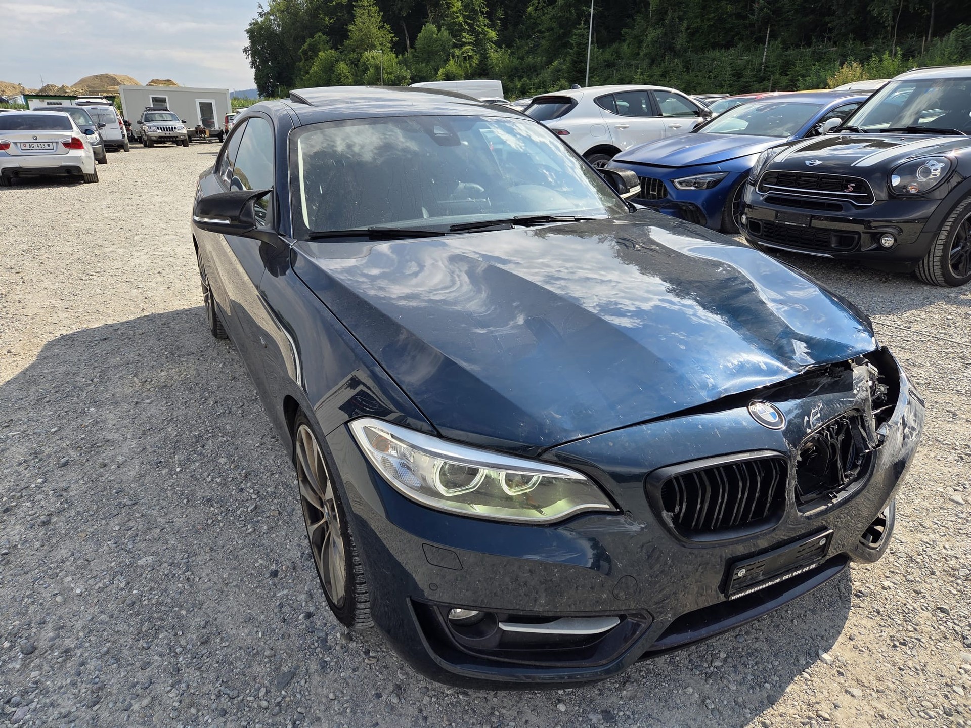 BMW 220i Sport Line Steptronic-image-0