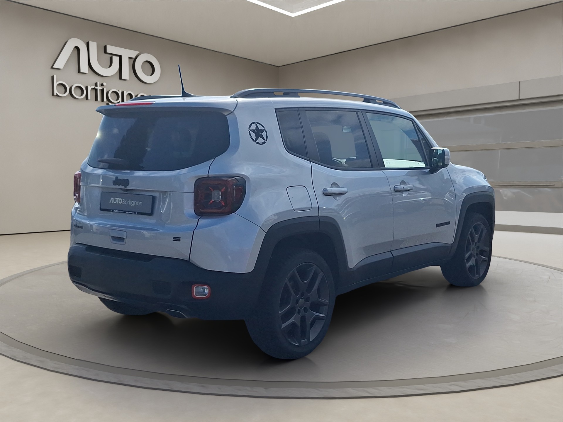 JEEP Renegade 1.3 Turbo Limited AWD-image-4