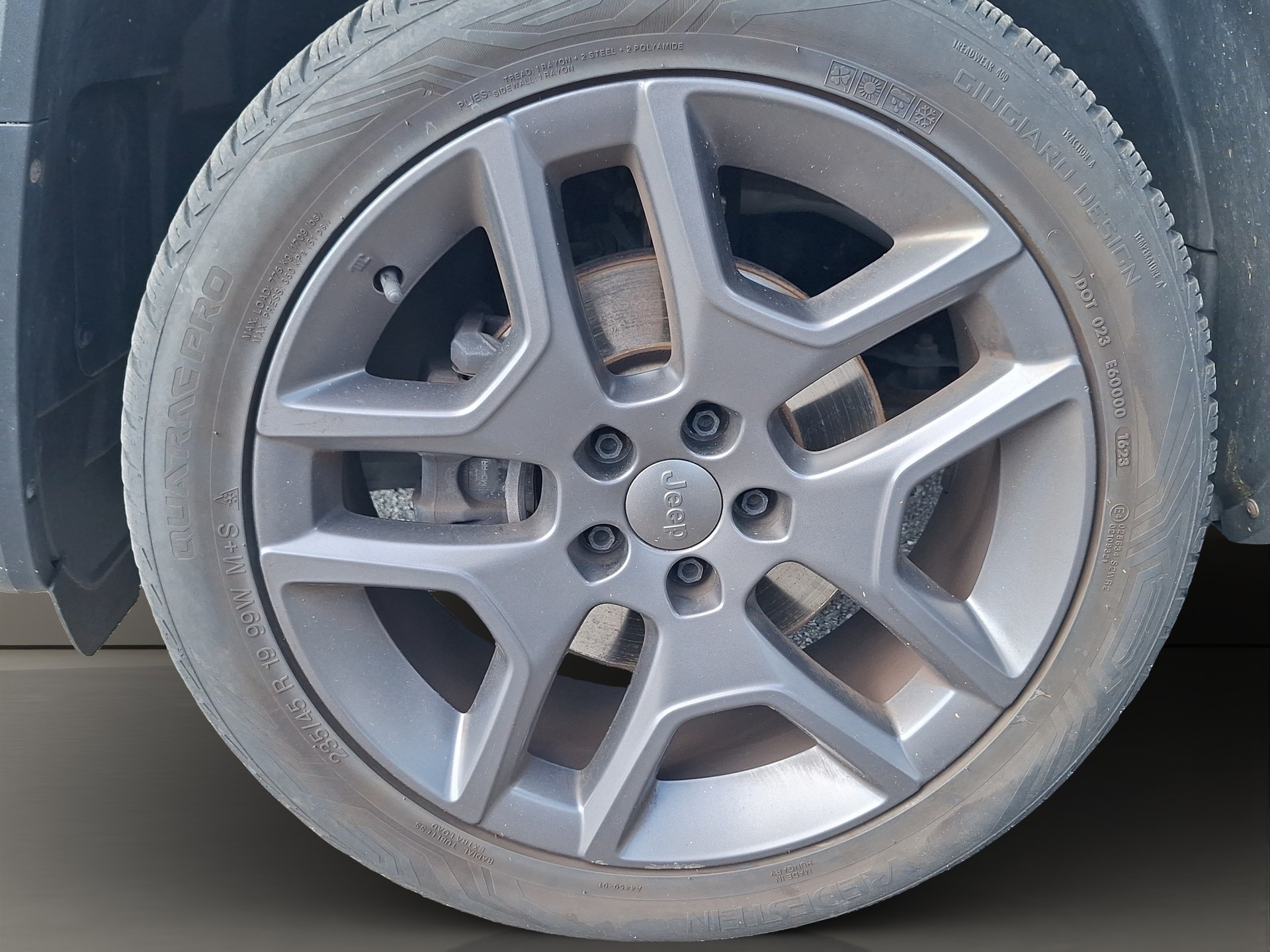 JEEP Renegade 1.3 Turbo Limited AWD-image-16