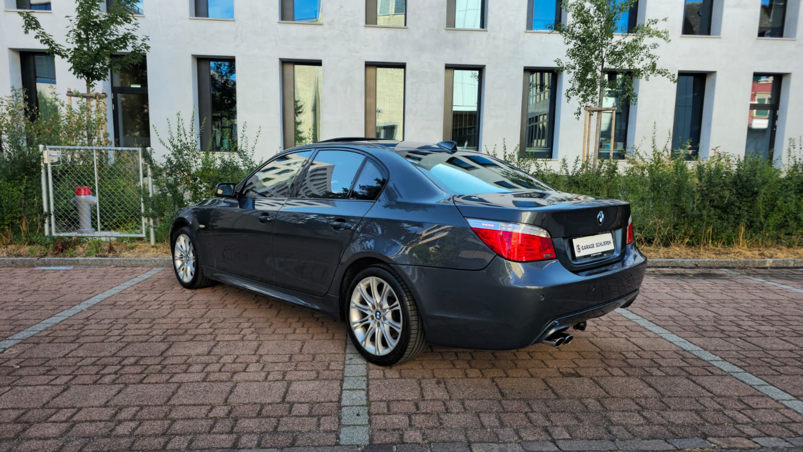 BMW 530xi Steptronic M-Paket| Facelift| Aus erster Hand| Top Ausstattung| Frisch ab MFK| AHK- Kupplung| Abstandsregelautomat|-image-6