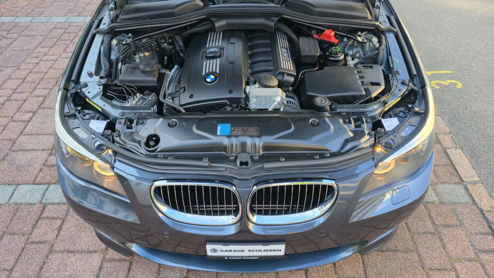 BMW 530xi Steptronic M-Paket| Facelift| Aus erster Hand| Top Ausstattung| Frisch ab MFK| AHK- Kupplung| Abstandsregelautomat|-image-8