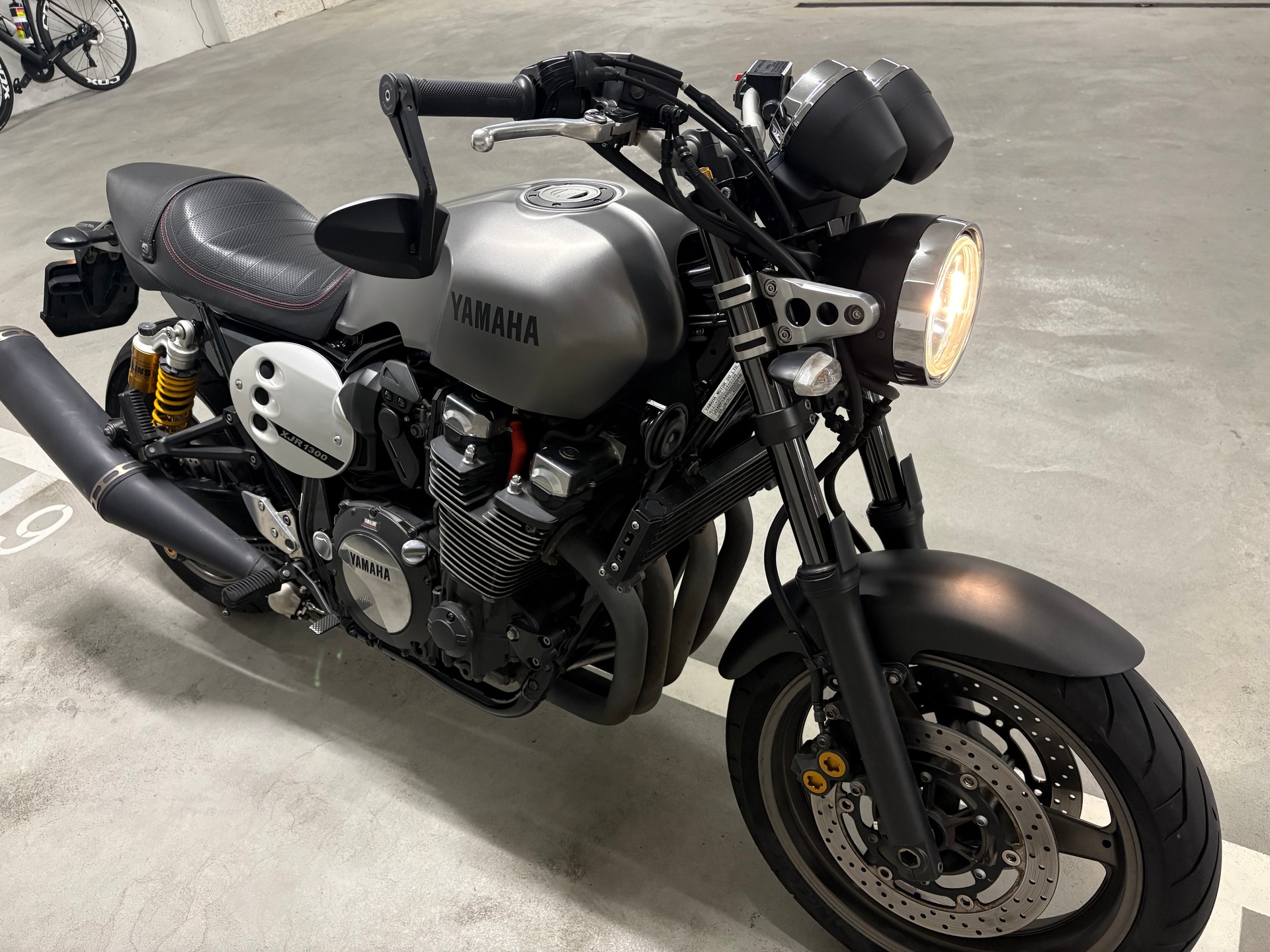 YAMAHA XJR 1300-image-3