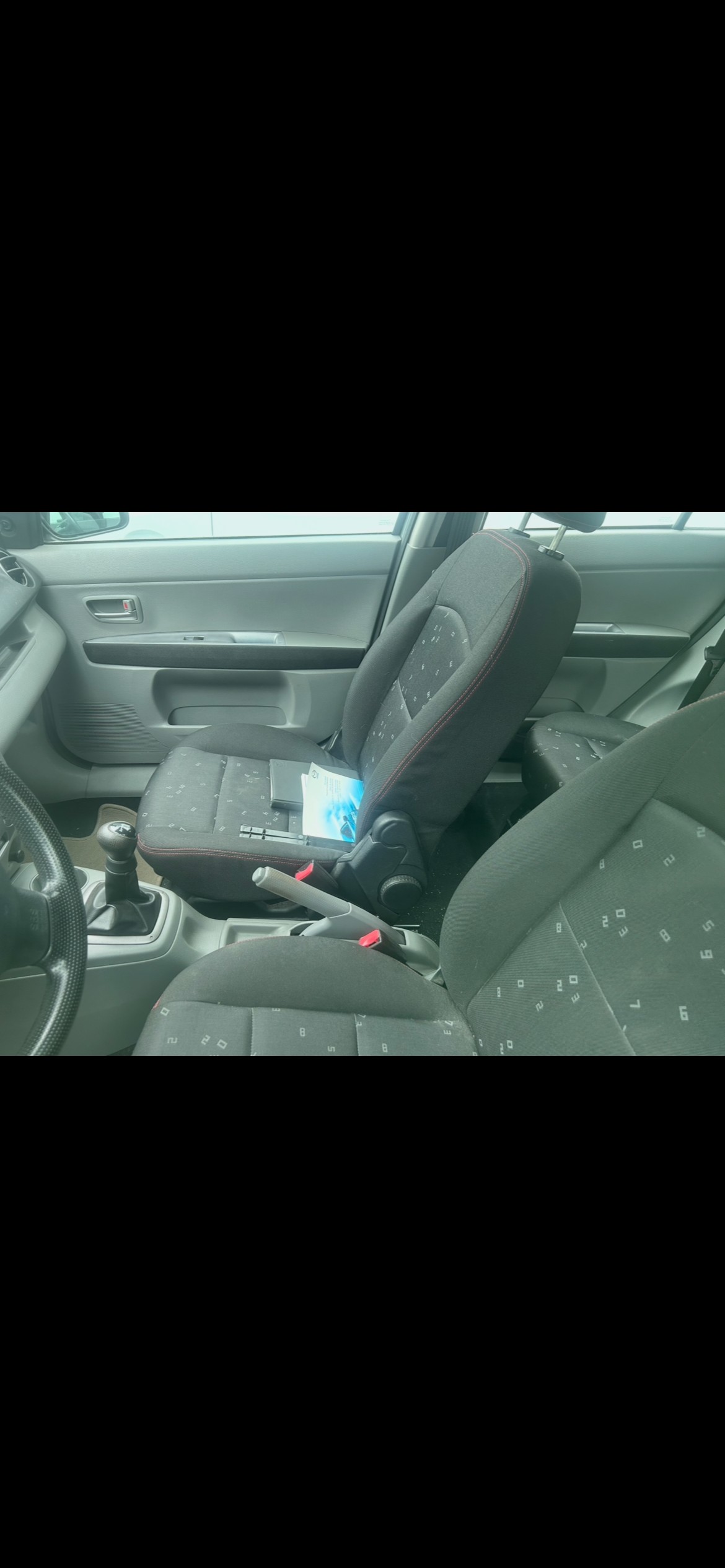 MAZDA 2 1.4i 16V Exclusive Automatisch-image-6