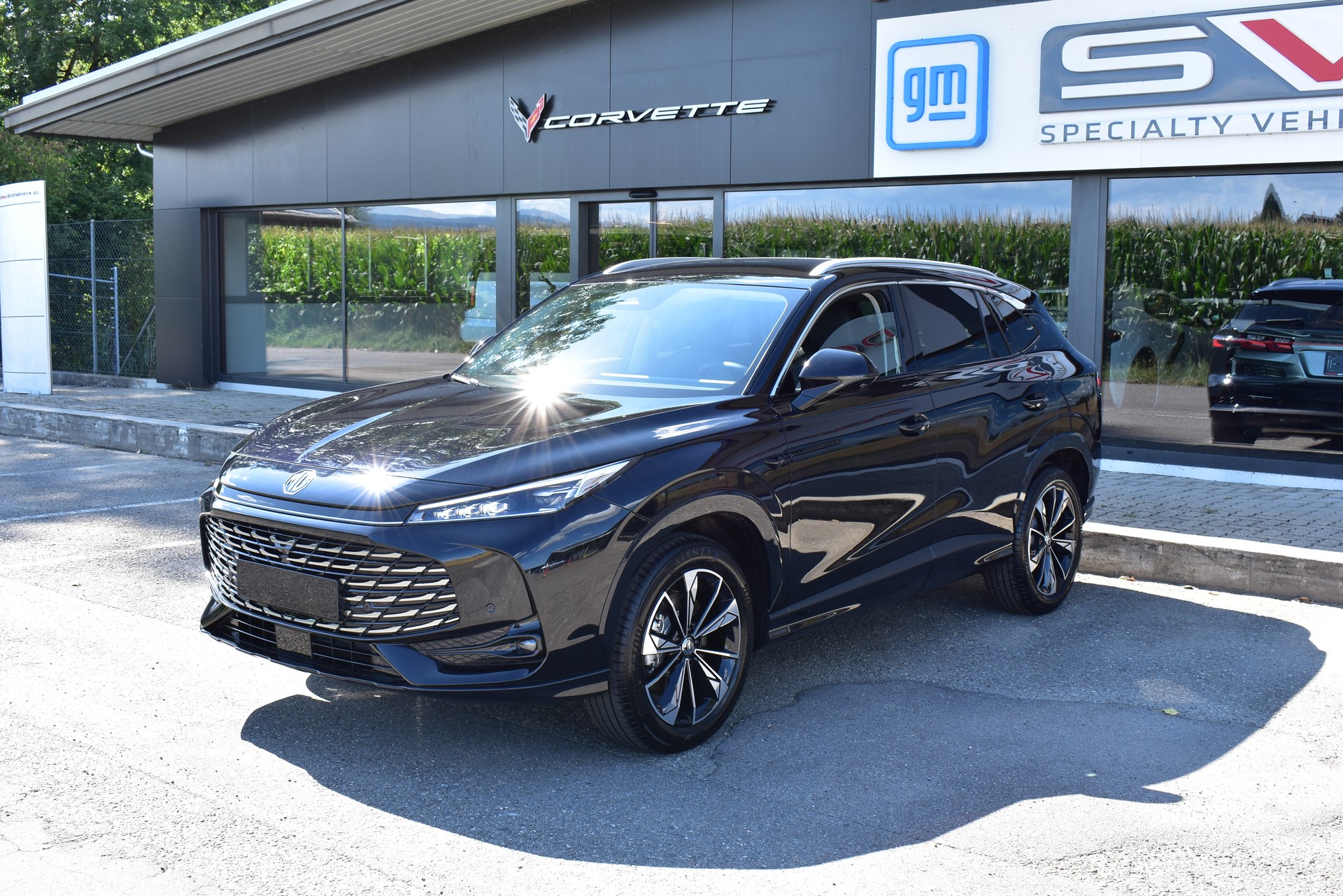 MG HS 1.5 T Hybrid+ Luxury-image-2