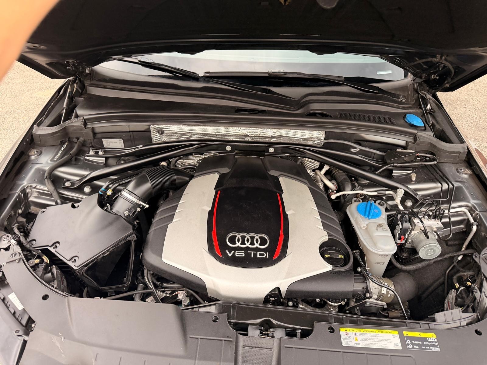 AUDI SQ5 3.0 TDI plus quattro tiptronic-image-6