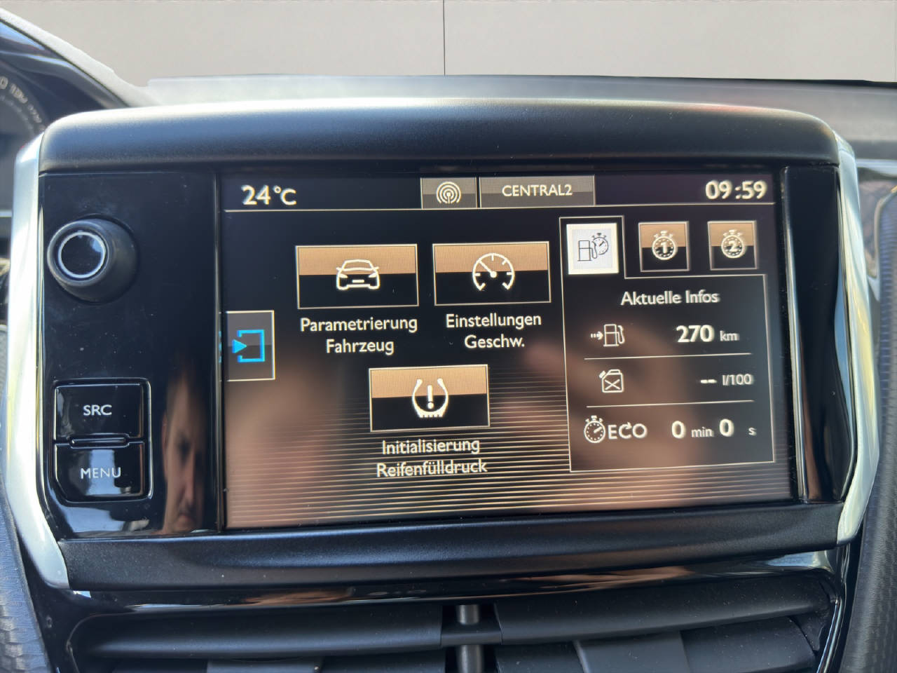PEUGEOT 2008 1.2 PureTech 110 PS Style Automat-image-14