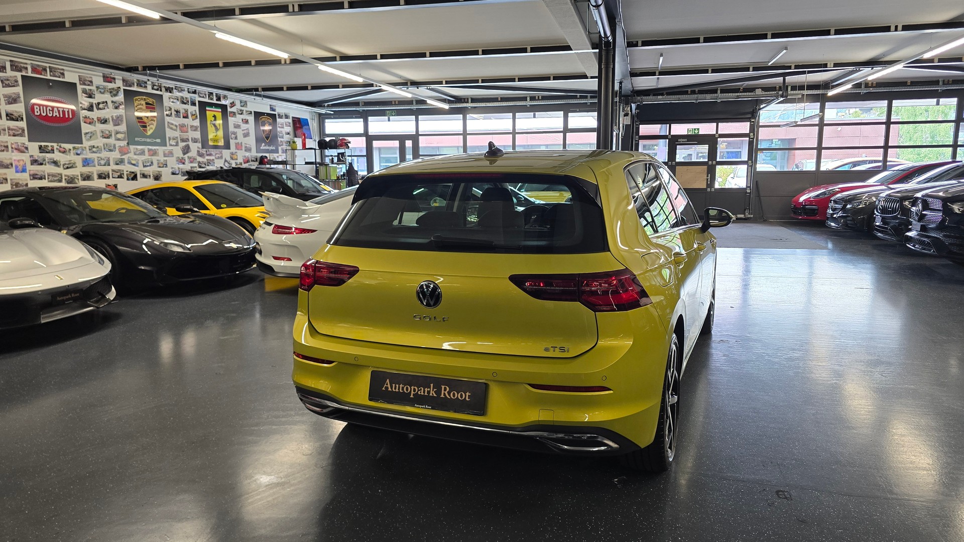 VW Golf 1.5 eTSI mHEV ACT First Edition DSG-image-6
