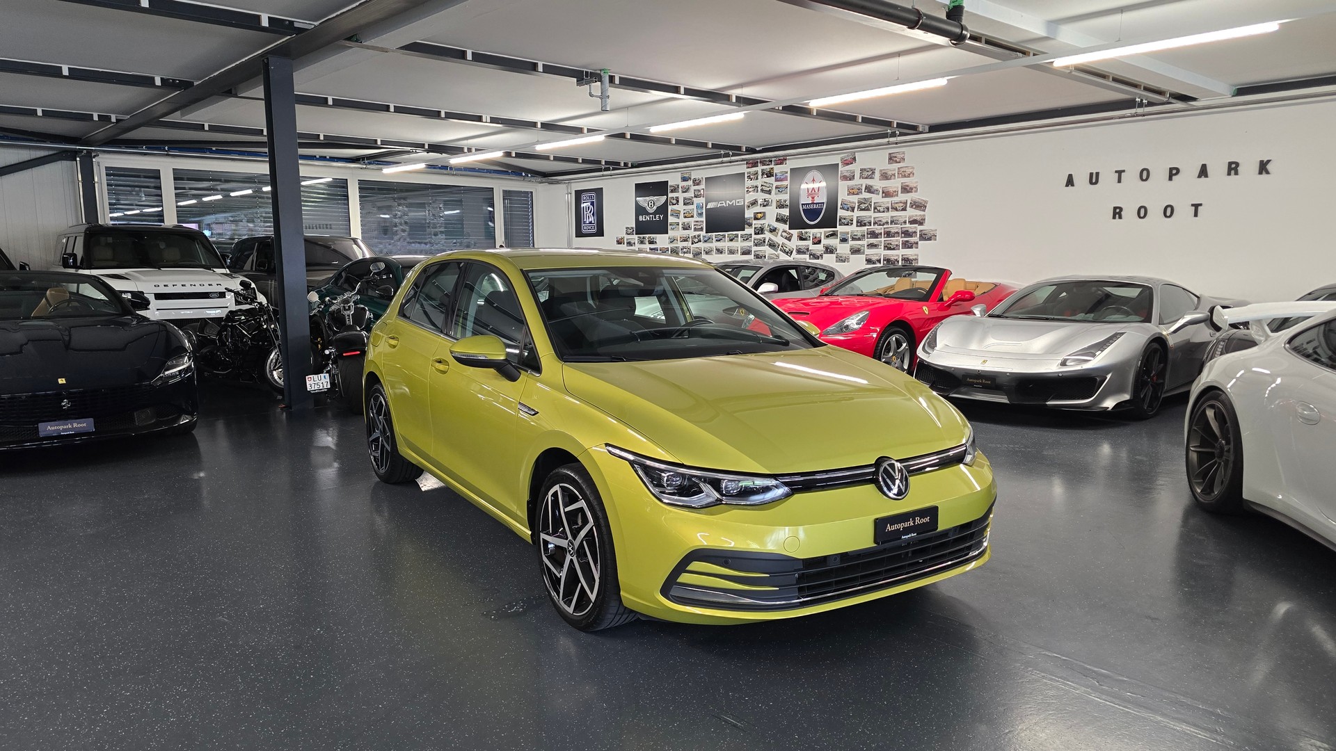 VW Golf 1.5 eTSI mHEV ACT First Edition DSG-image-1