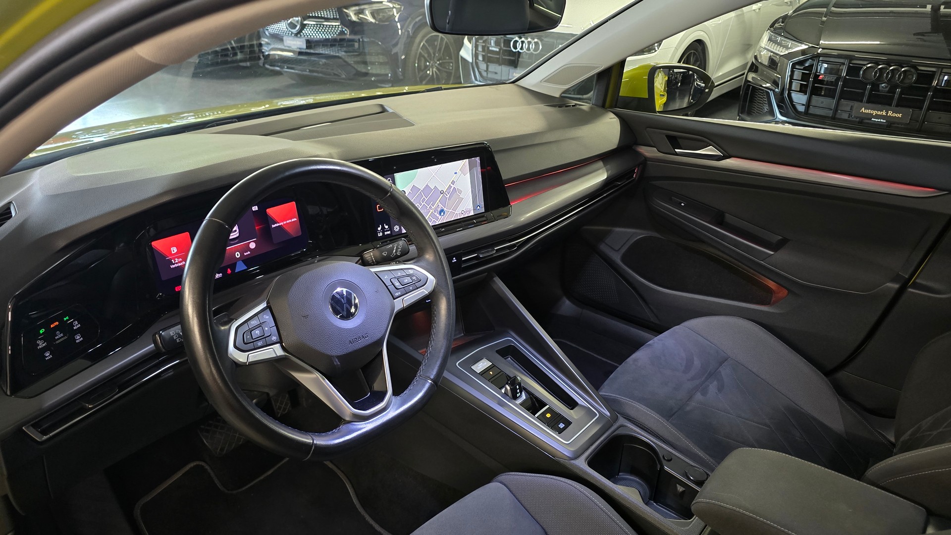 VW Golf 1.5 eTSI mHEV ACT First Edition DSG-image-15