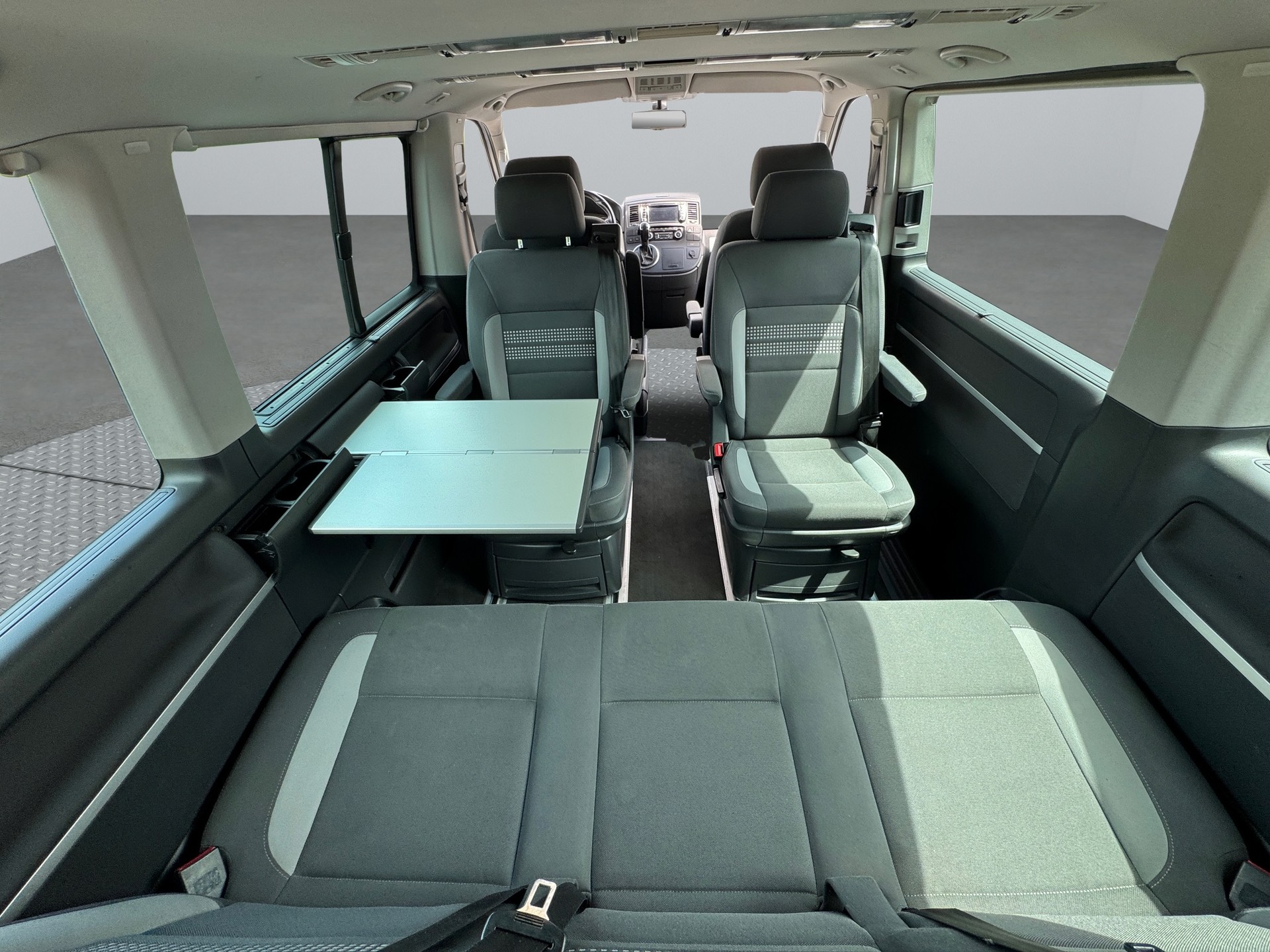 VW Multivan 2.0 4Motion DSG Edition25-image-14