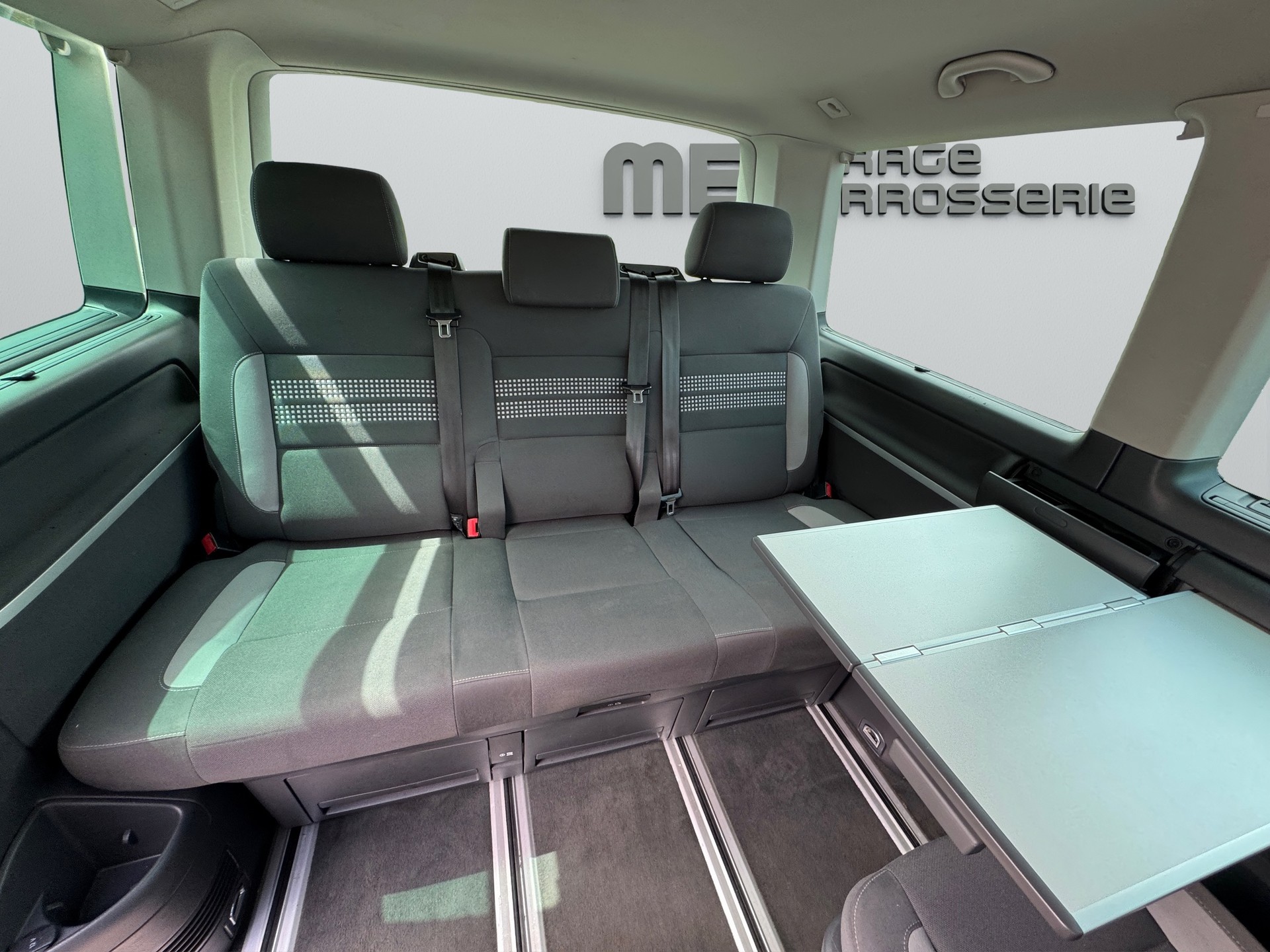 VW Multivan 2.0 4Motion DSG Edition25-image-9