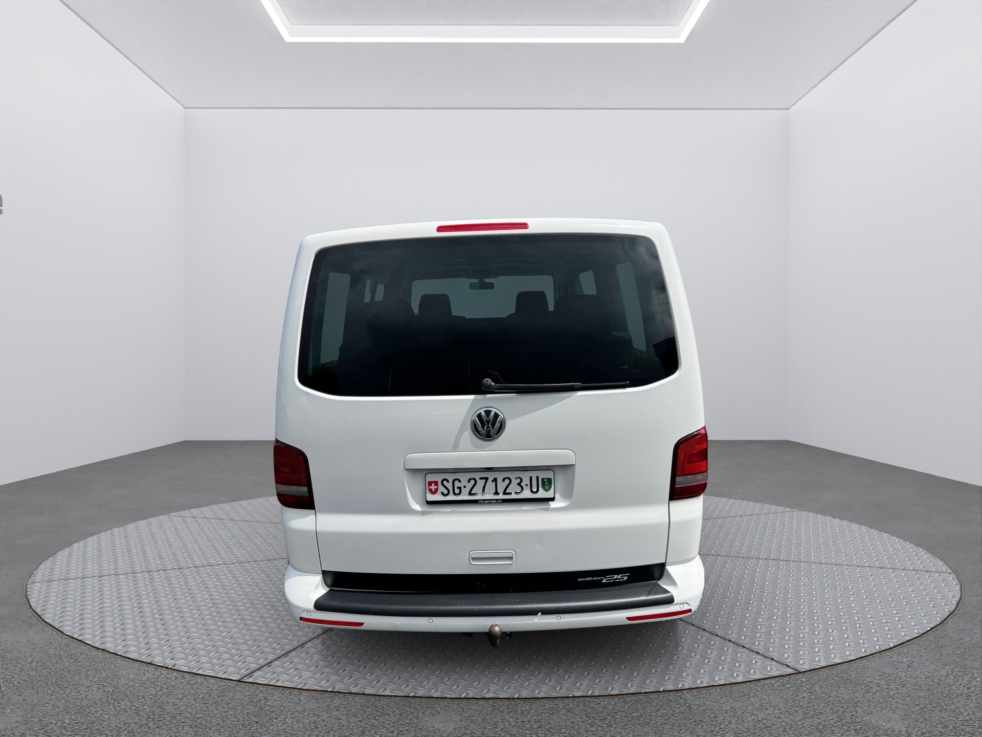VW Multivan 2.0 4Motion DSG Edition25-image-3