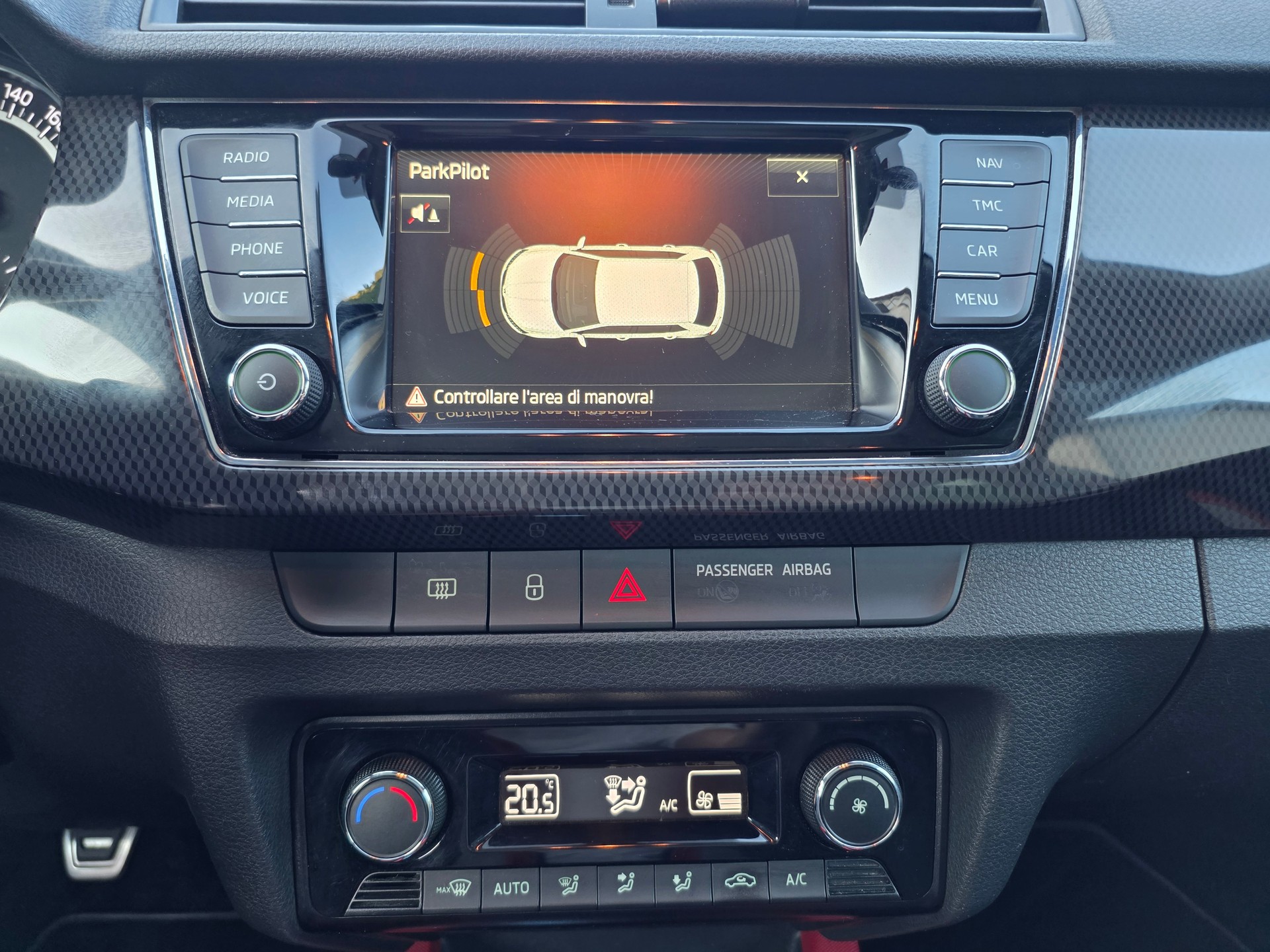 SKODA Fabia 1.2 TSI Monte Carlo-image-10