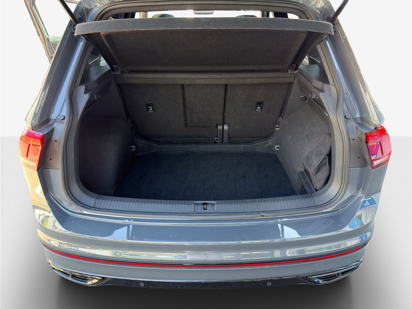 VW Tiguan 2.0TSI R-Line 4Motion DSG-image-12