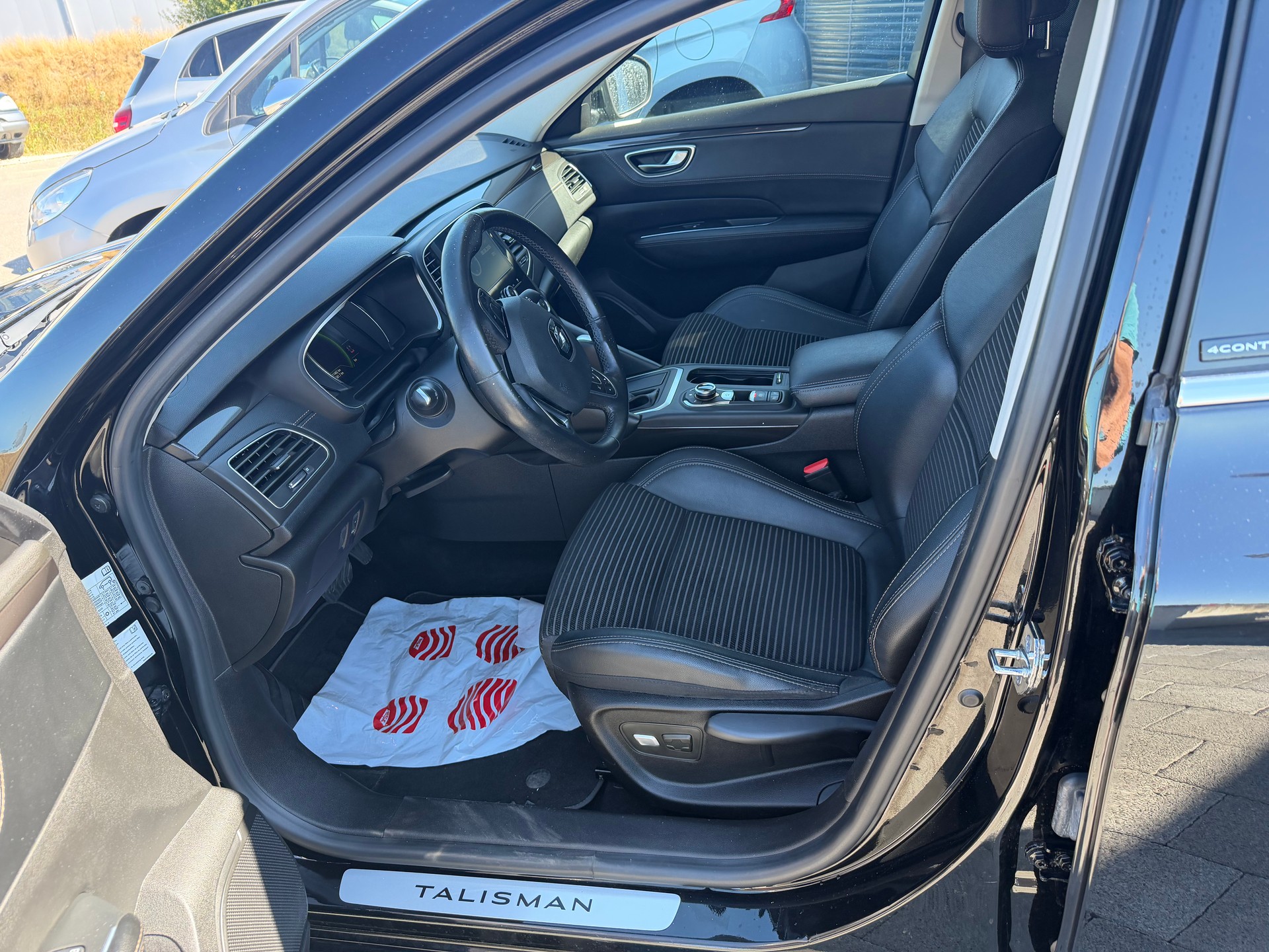 RENAULT Talisman Grandtour 1.6 dCi Initiale EDC-image-5