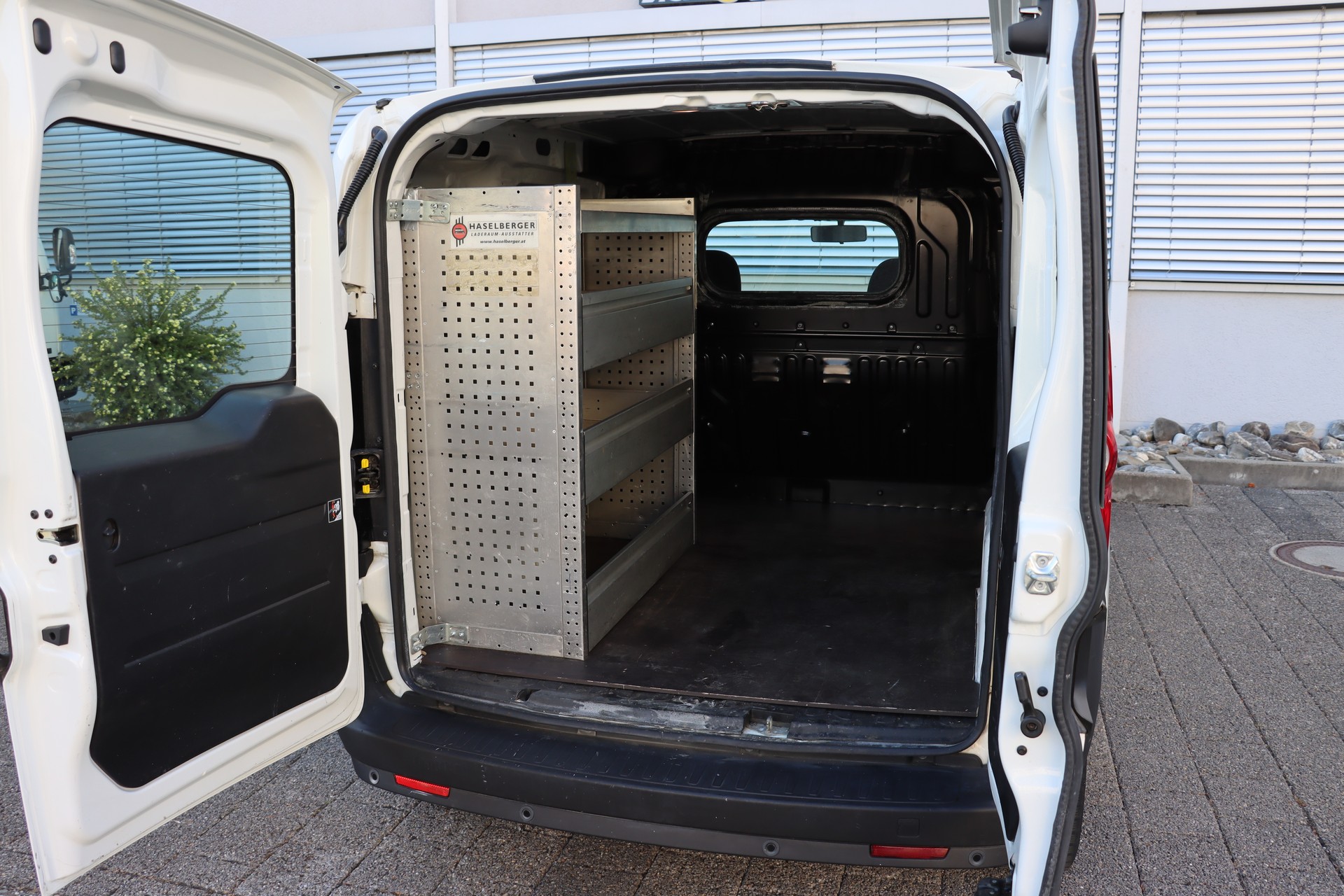 OPEL Combo 1.4i 2.2 L1H1-image-9