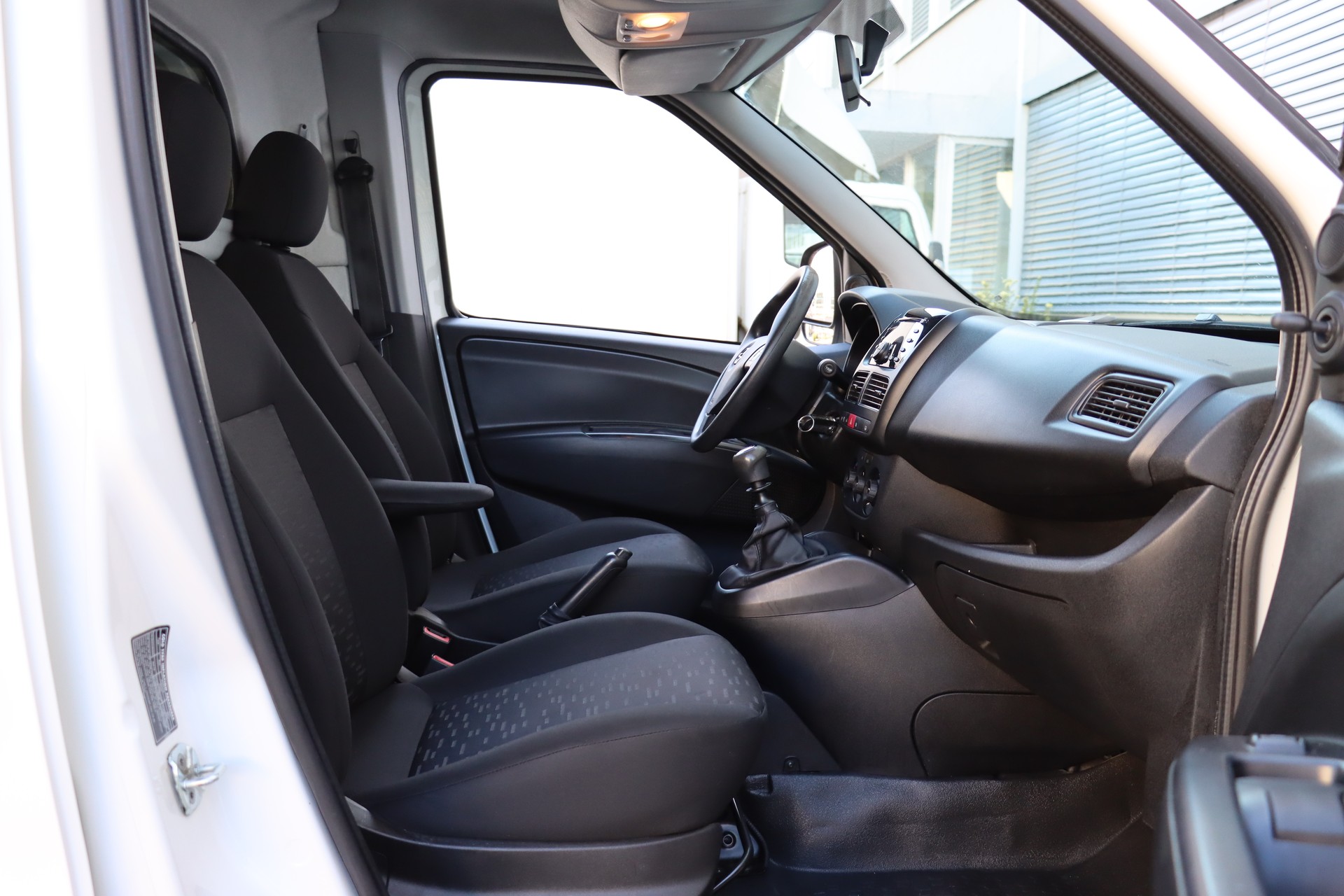 OPEL Combo 1.4i 2.2 L1H1-image-7