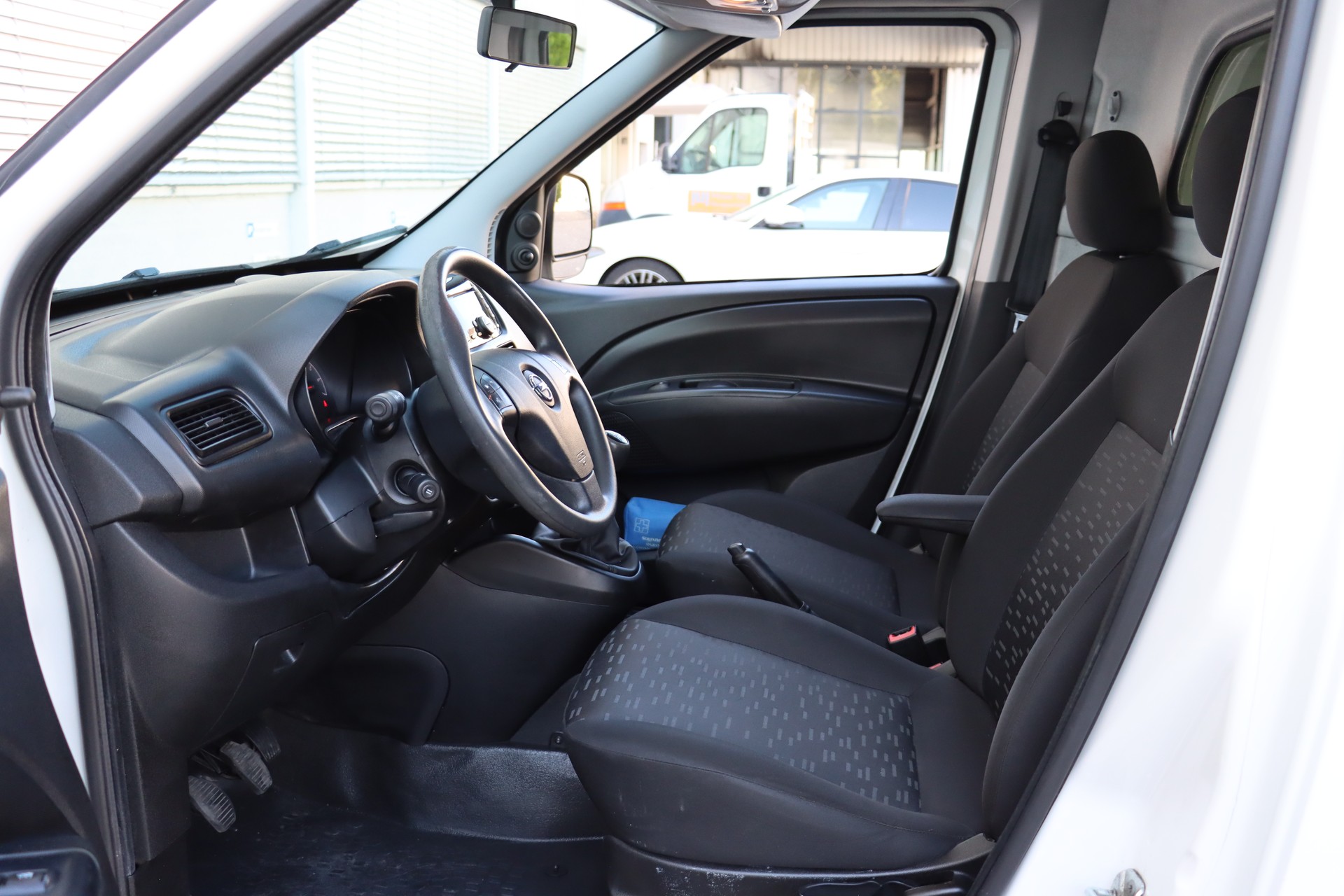 OPEL Combo 1.4i 2.2 L1H1-image-4