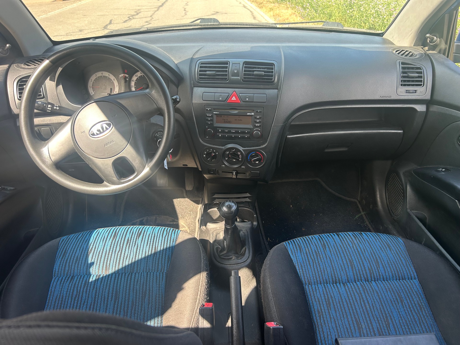 KIA Picanto 1.1 Trend-image-4