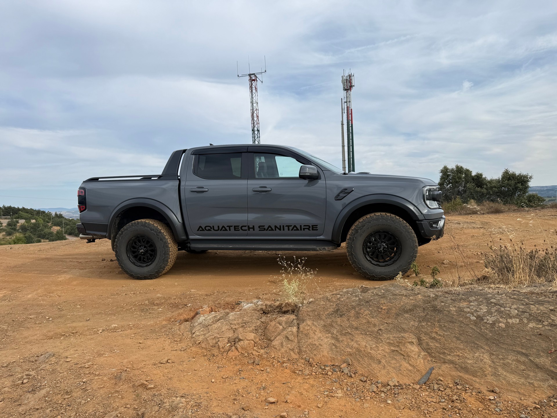 FORD 3.0 EcoBoost 4x4 Raptor-image-2
