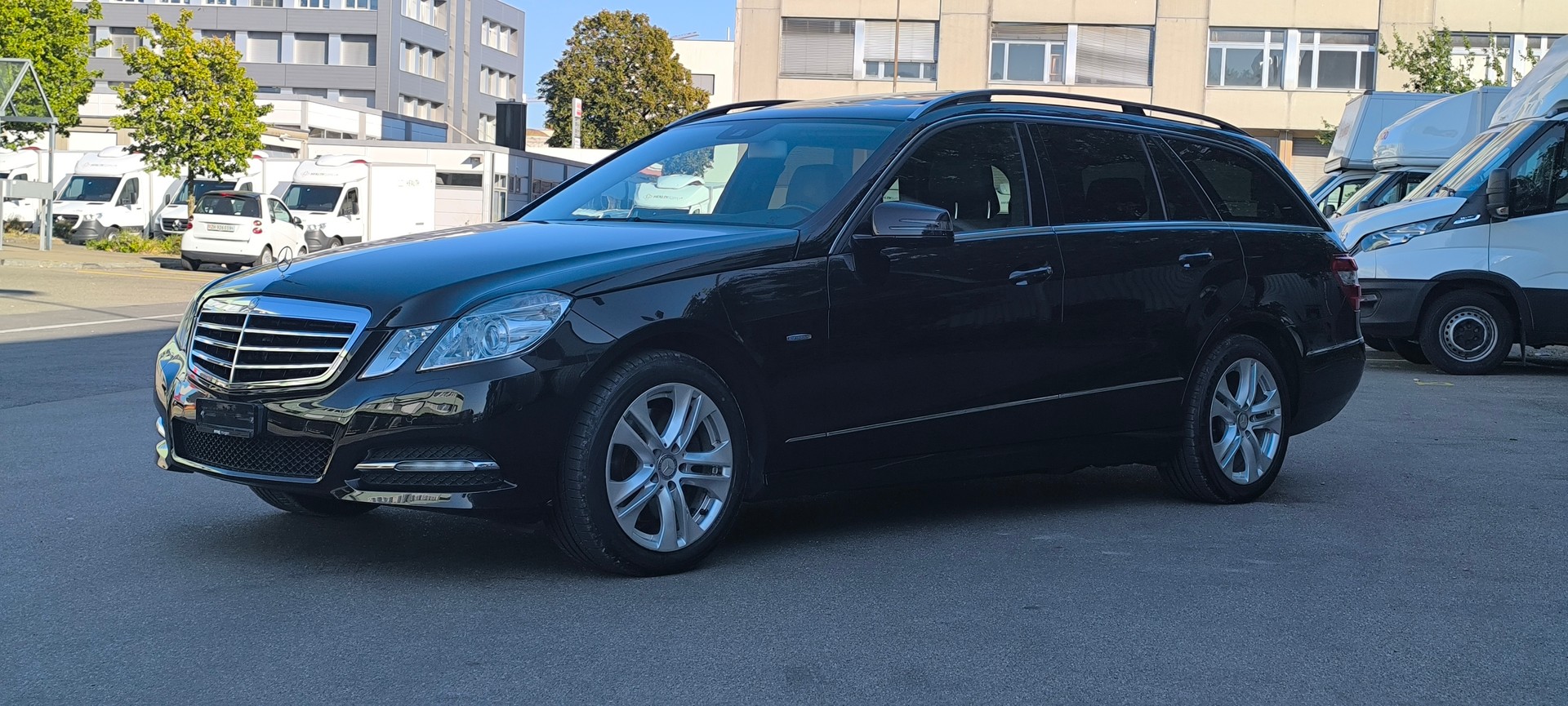 MERCEDES-BENZ E 250 CDI BlueEfficiency 4Matic 7G-Tronic-image-1