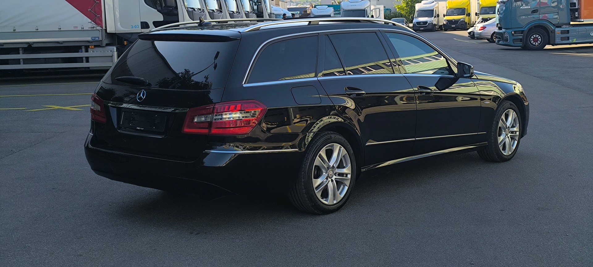 MERCEDES-BENZ E 250 CDI BlueEfficiency 4Matic 7G-Tronic-image-7