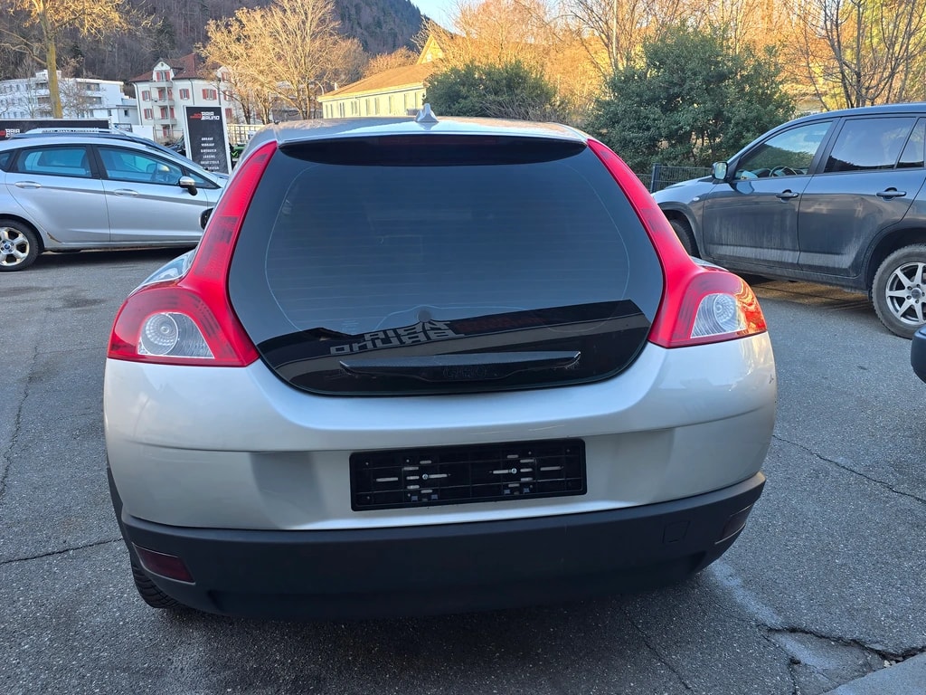 VOLVO C30 1.6D Kinetic-image-4