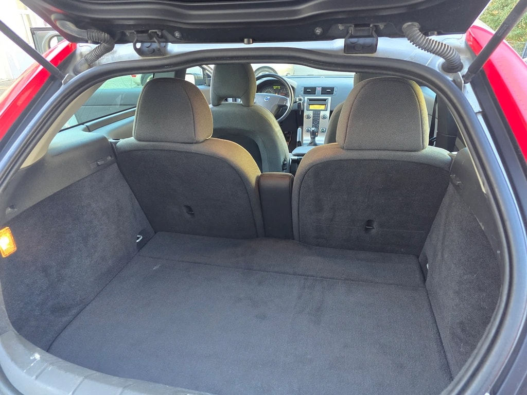 VOLVO C30 1.6D Kinetic-image-11