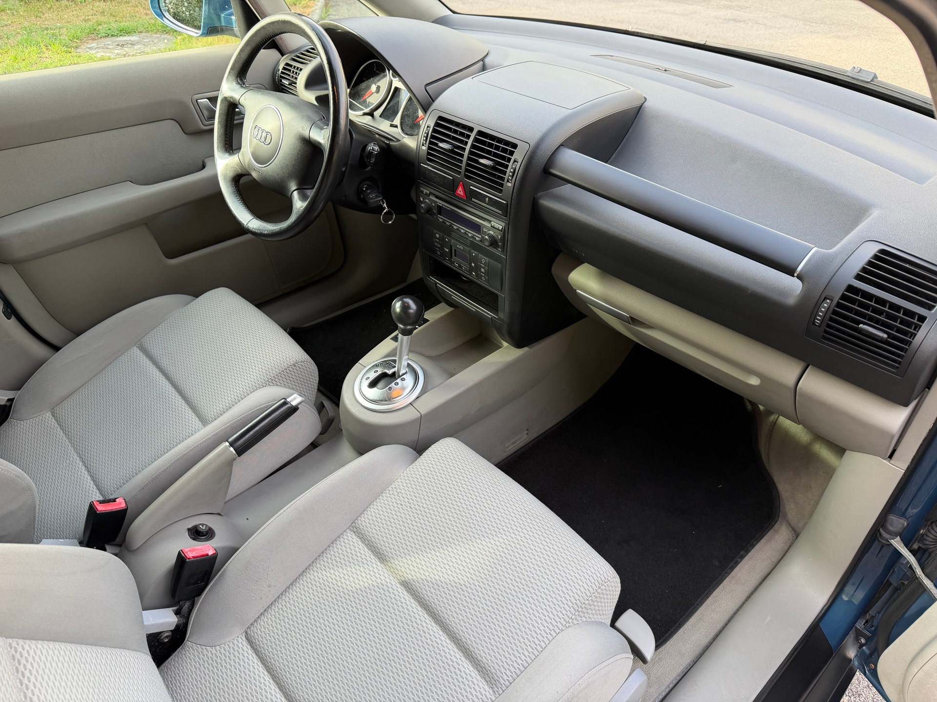 AUDI A2 1.2 TDI Eco-image-13