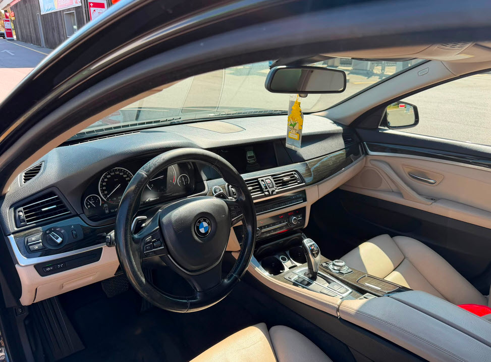 BMW 530d xDrive Touring Steptronic-image-3