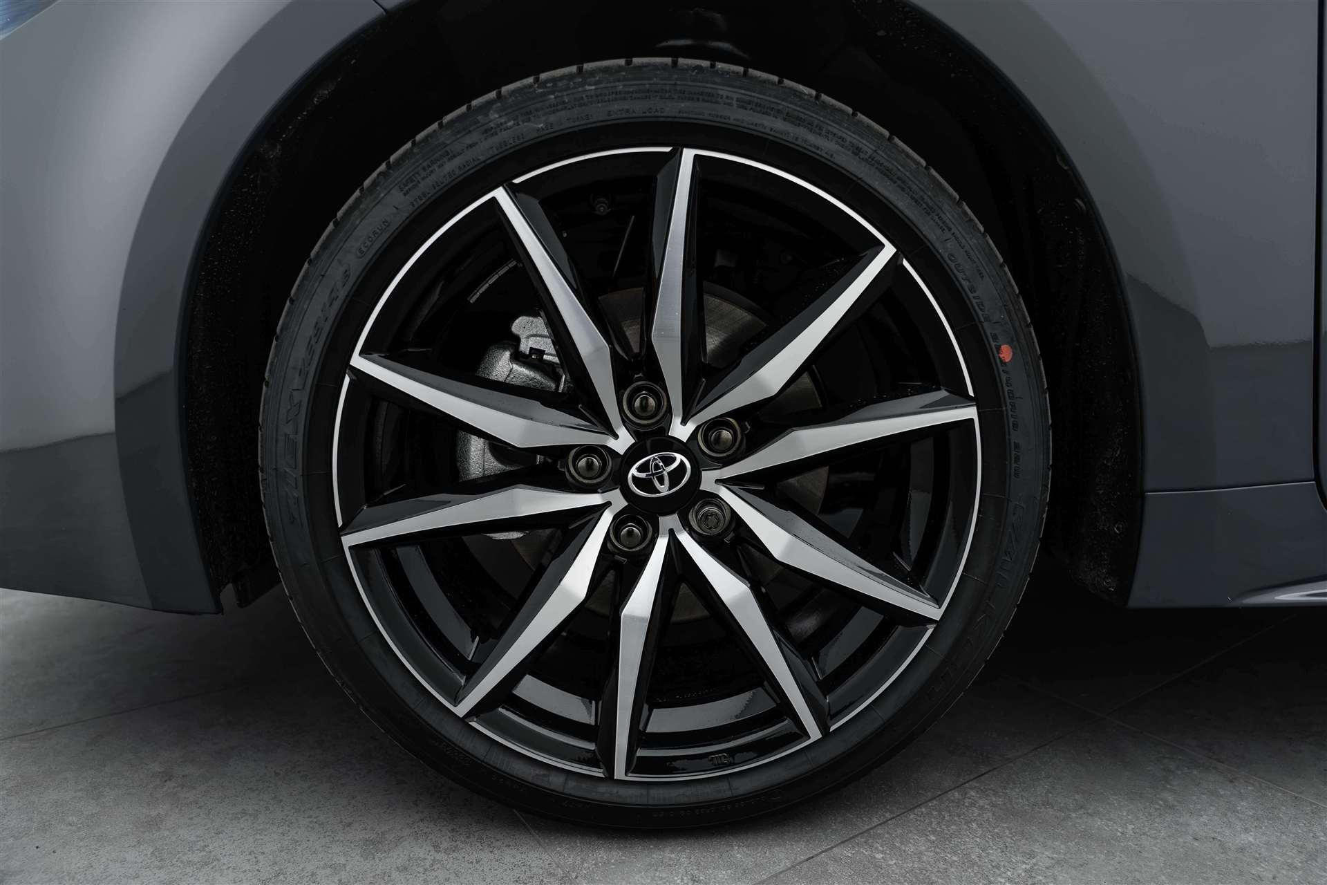 TOYOTA TOYOTA Corolla Touring Sports 2.0 HSD GR Sport e-CVT Automat-image-5