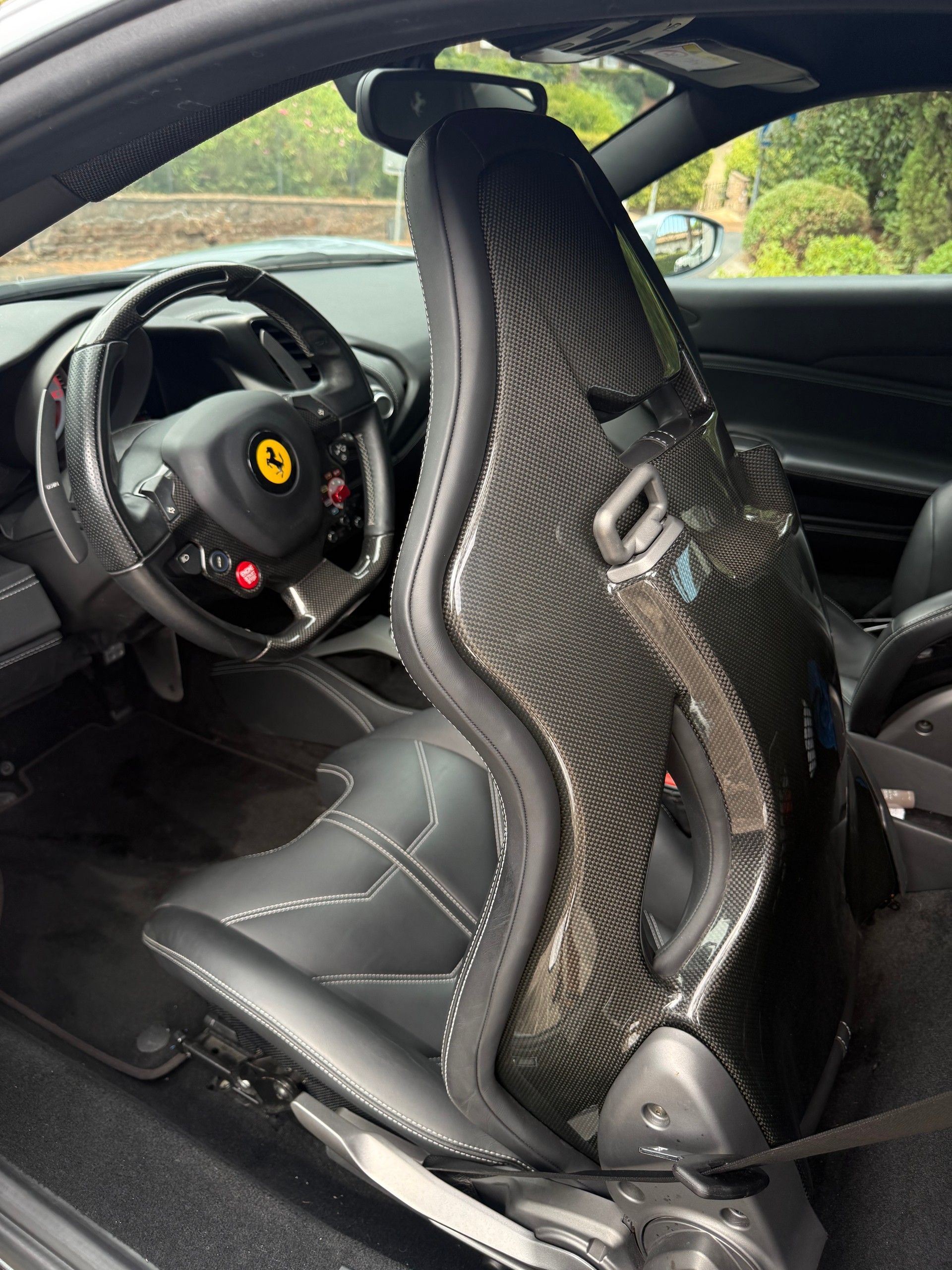 FERRARI FERRARI 488 GTB 3.9 V8 *FERRARI APPROVED OCTOBER 2027*-image-11
