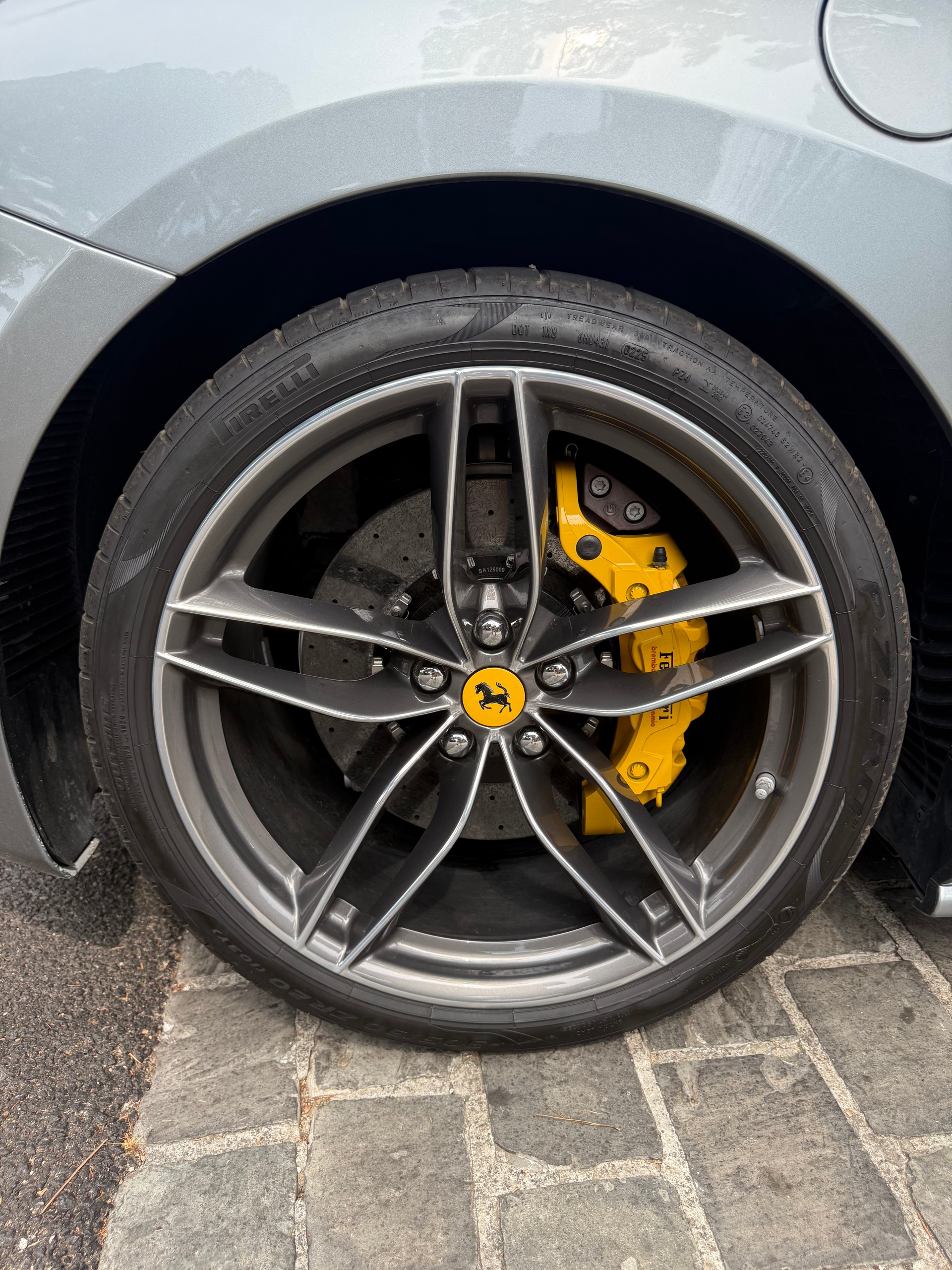 FERRARI FERRARI 488 GTB 3.9 V8 *FERRARI APPROVED OCTOBER 2027*-image-16