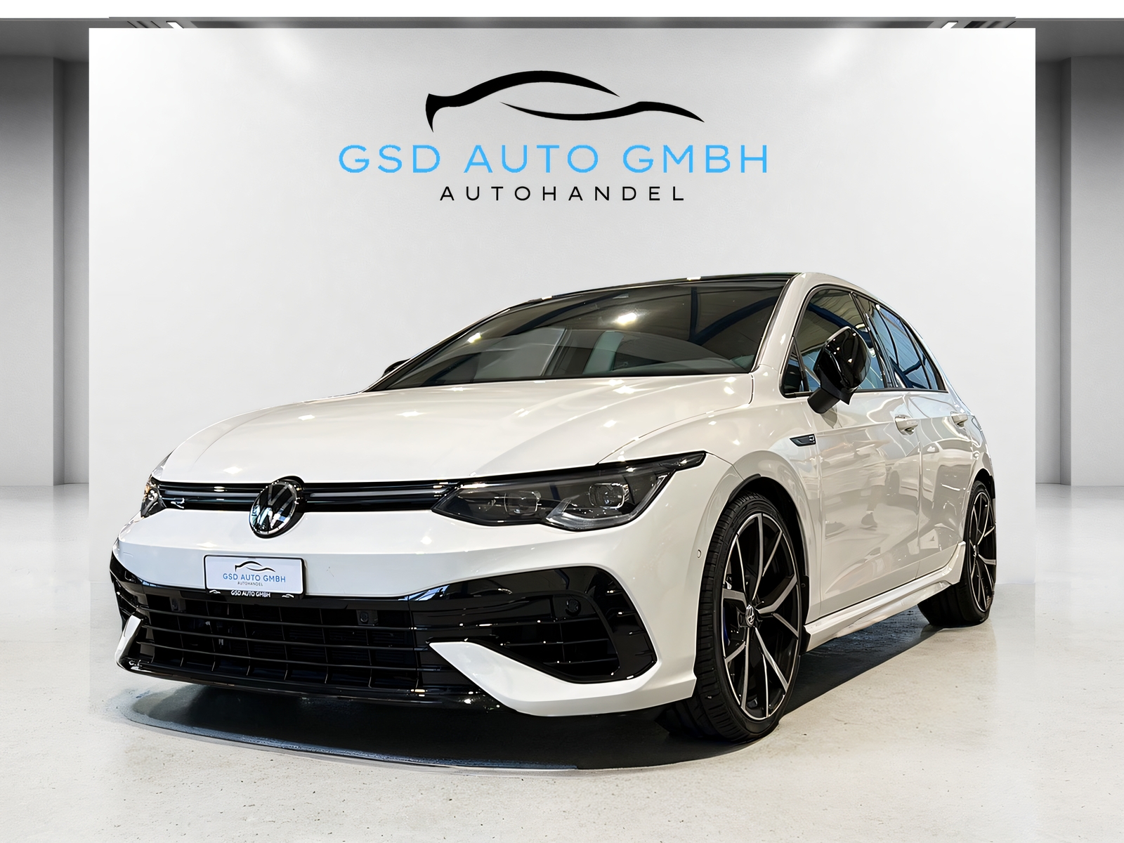 VW Golf 2.0 TSI R DSG 4Motion**Panodach,Tempomat ACC**